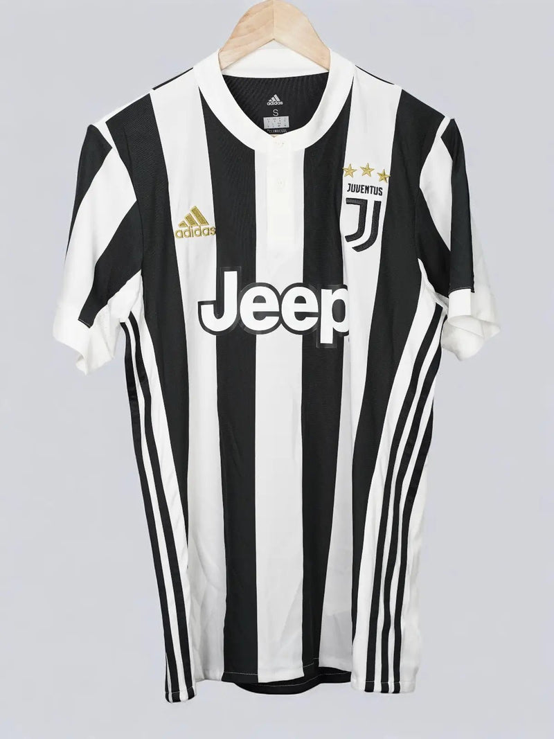 Juventus Home Shirt 2017/18 Khedira 6 (S)