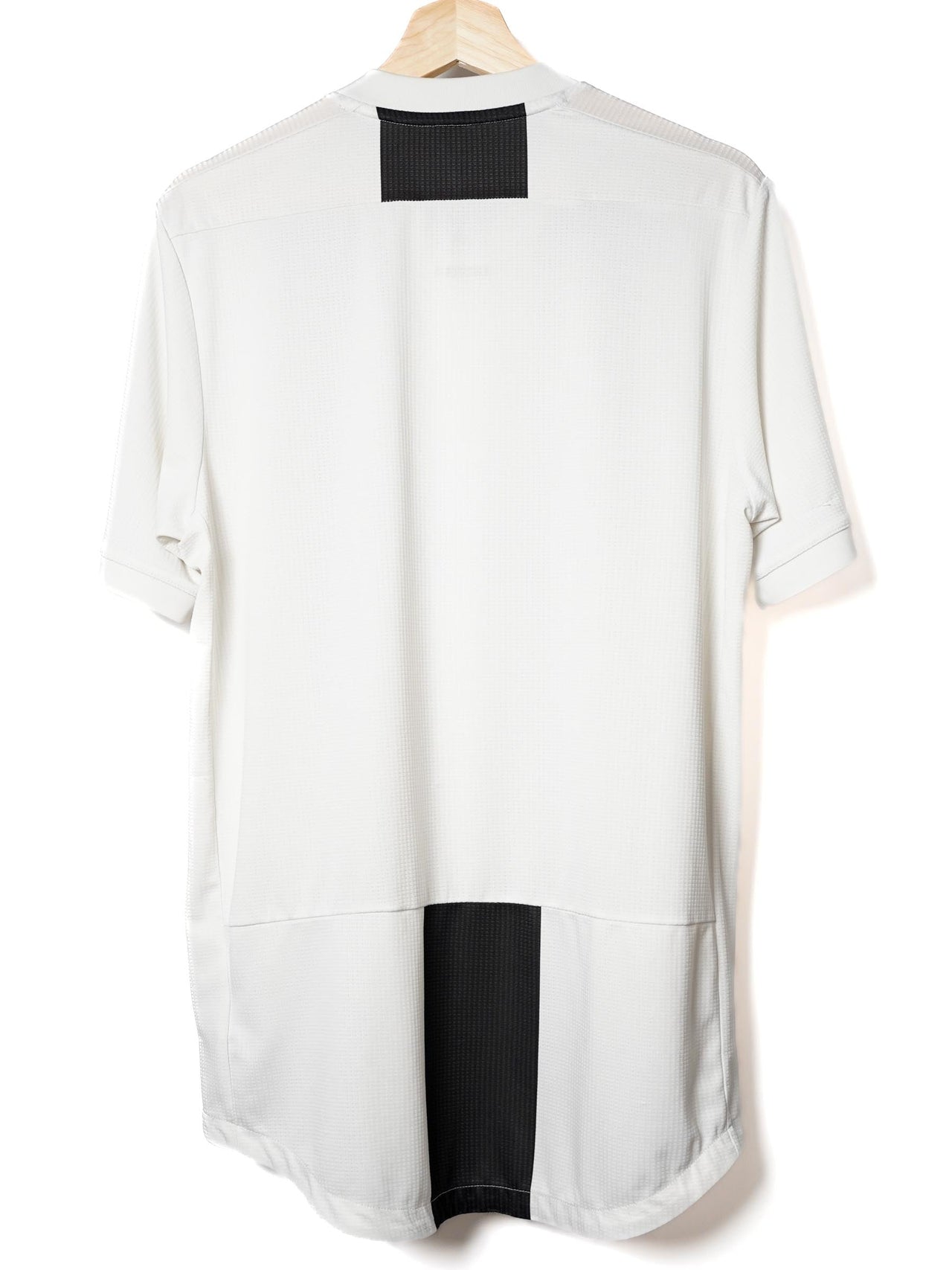 Juventus Home Shirt 2018/19 Player Issue (L)