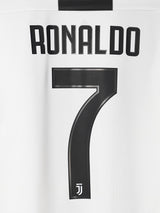 Juventus Home Shirt 2018/19 Ronaldo 7 (L)