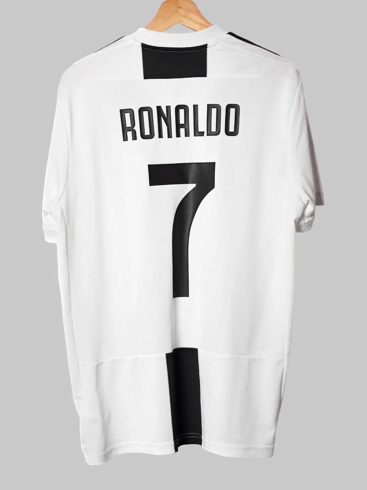 Juventus Home Shirt 2018/19 Ronaldo 7 (L)