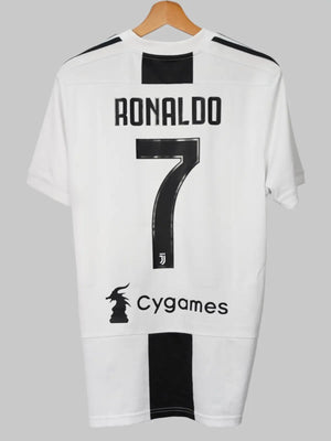 Juventus Home Shirt 2018/19 Ronaldo 7 (M)