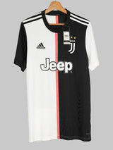 Juventus Home Shirt 2019/20 BNWT Ronaldo 7 (M)