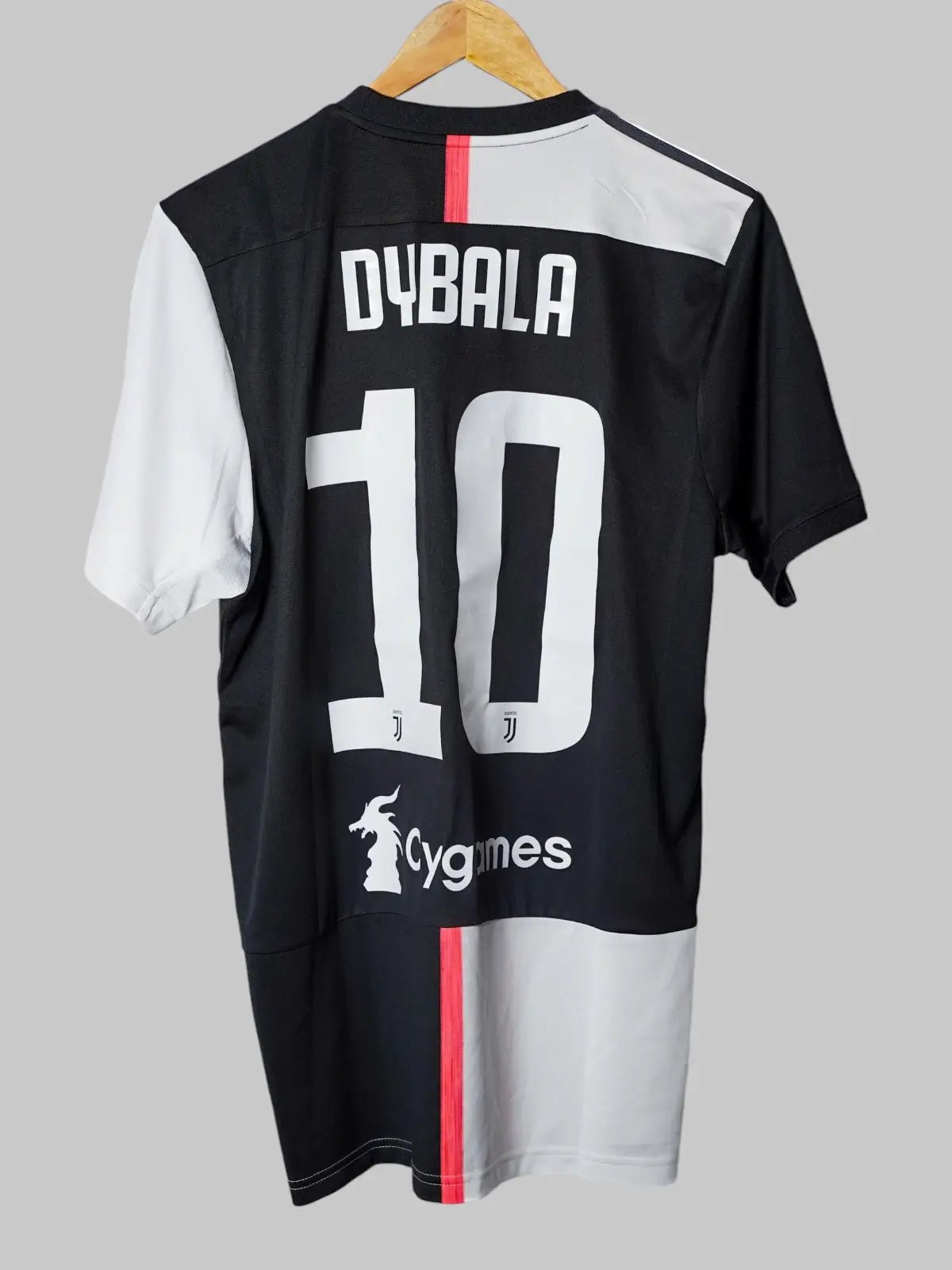 2019/20 Juventus Dybala #10 Home Shirt (M) Adidas | First11