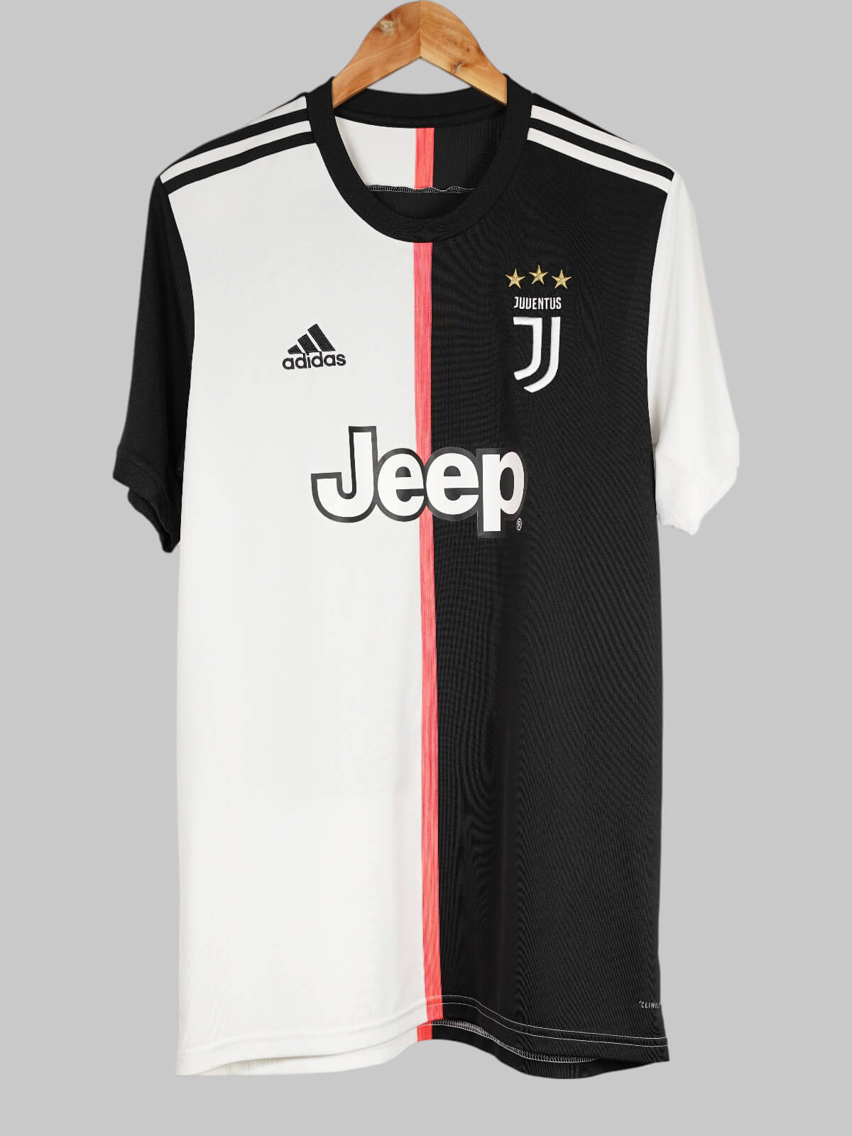 2019/20 Juventus Ronaldo #7 Home Shirt (L) Adidas | First11