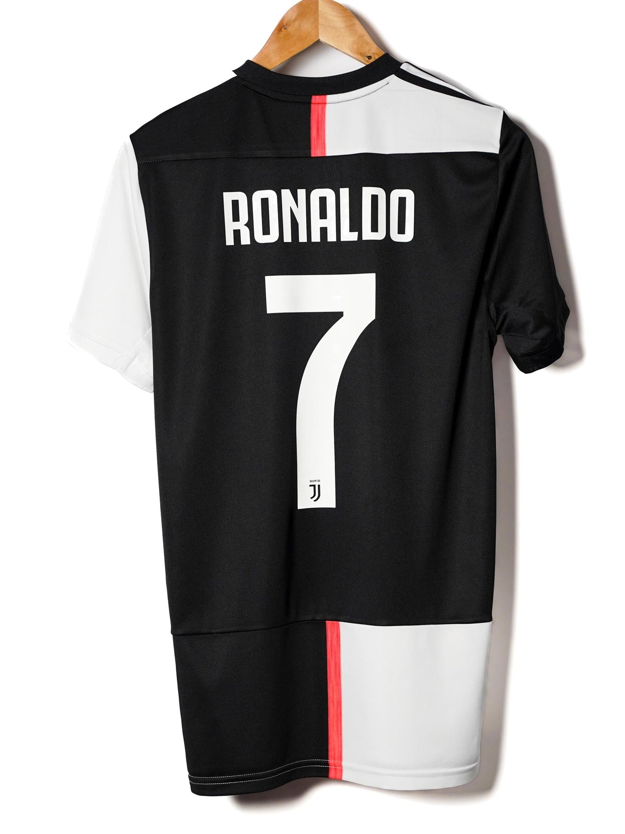 Juventus Home Shirt 2019/20 Ronaldo #7 (S)