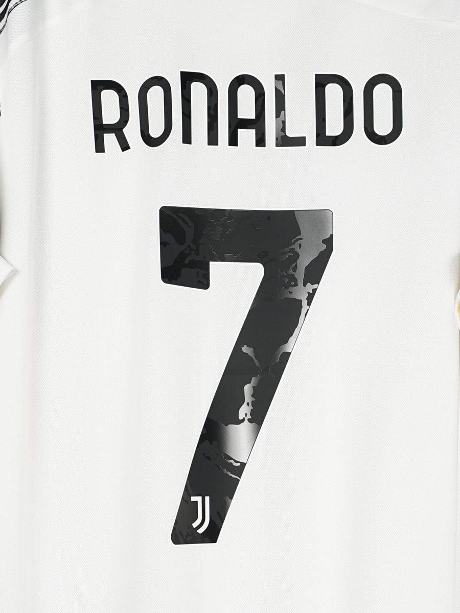 Juventus Home Shirt 2020/21 Ronaldo 7 (XL)