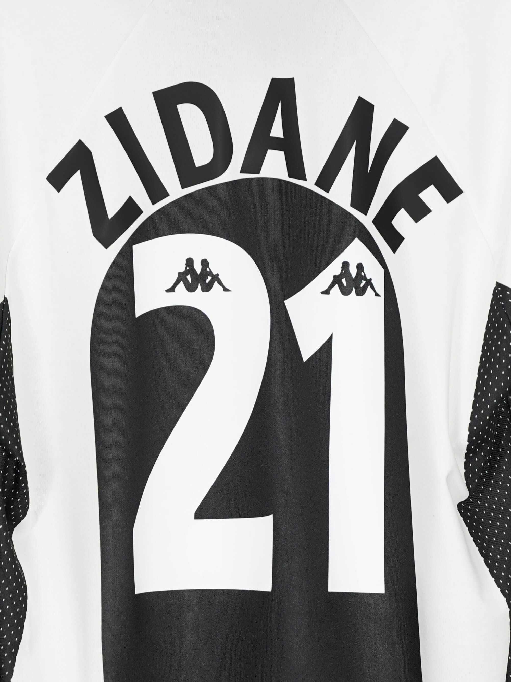 1997/98 Juventus Zidane #21 Home Shirt L/S (M) Kappa | First11