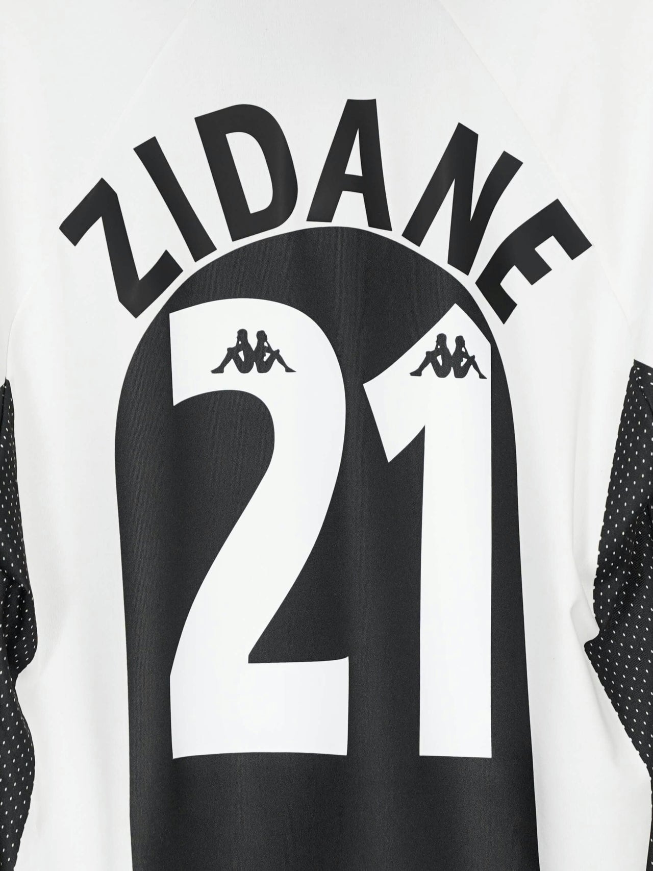 Juventus Home Shirt L/S 1997/98 Zidane 21 (M)