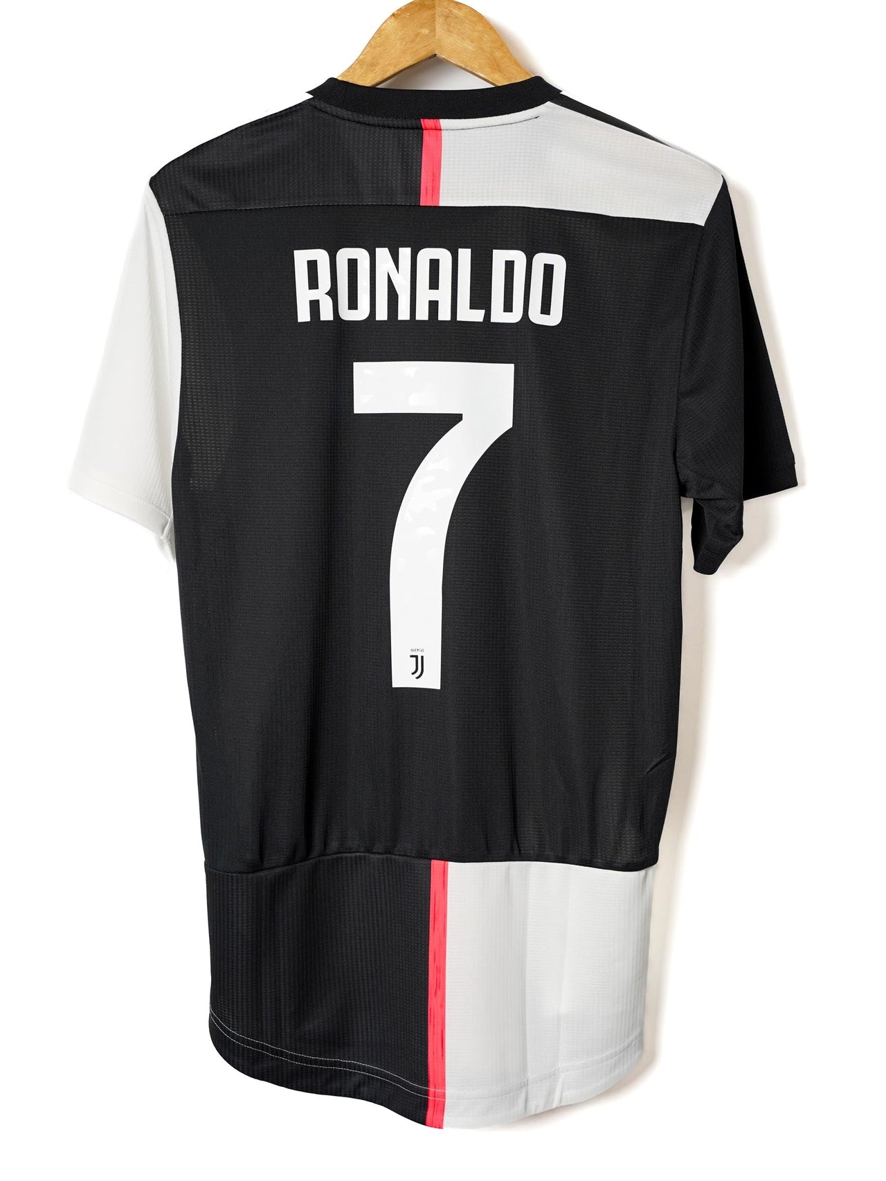 Juventus Home Shirt Player Issue 2019/20 Ronaldo 7 BNWT (M)