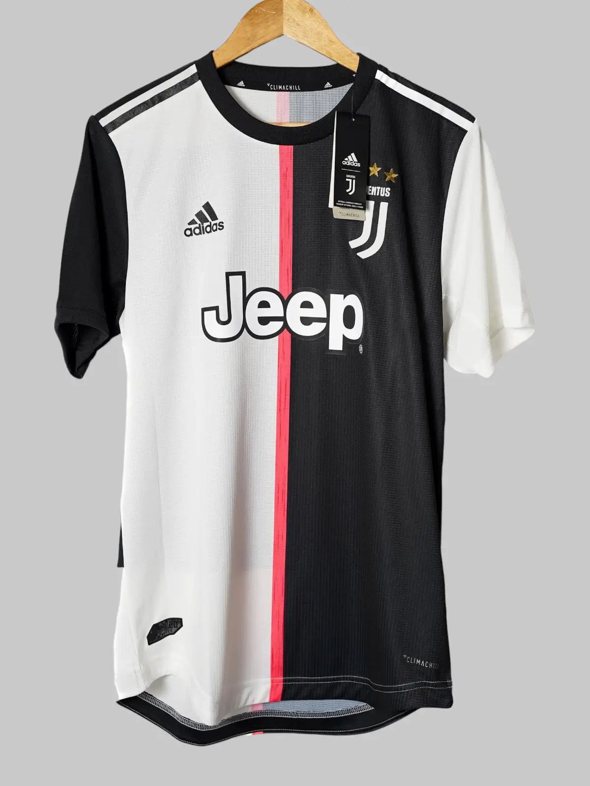 Juventus Home Shirt Player Issue 2019/20 Ronaldo 7 BNWT (M)