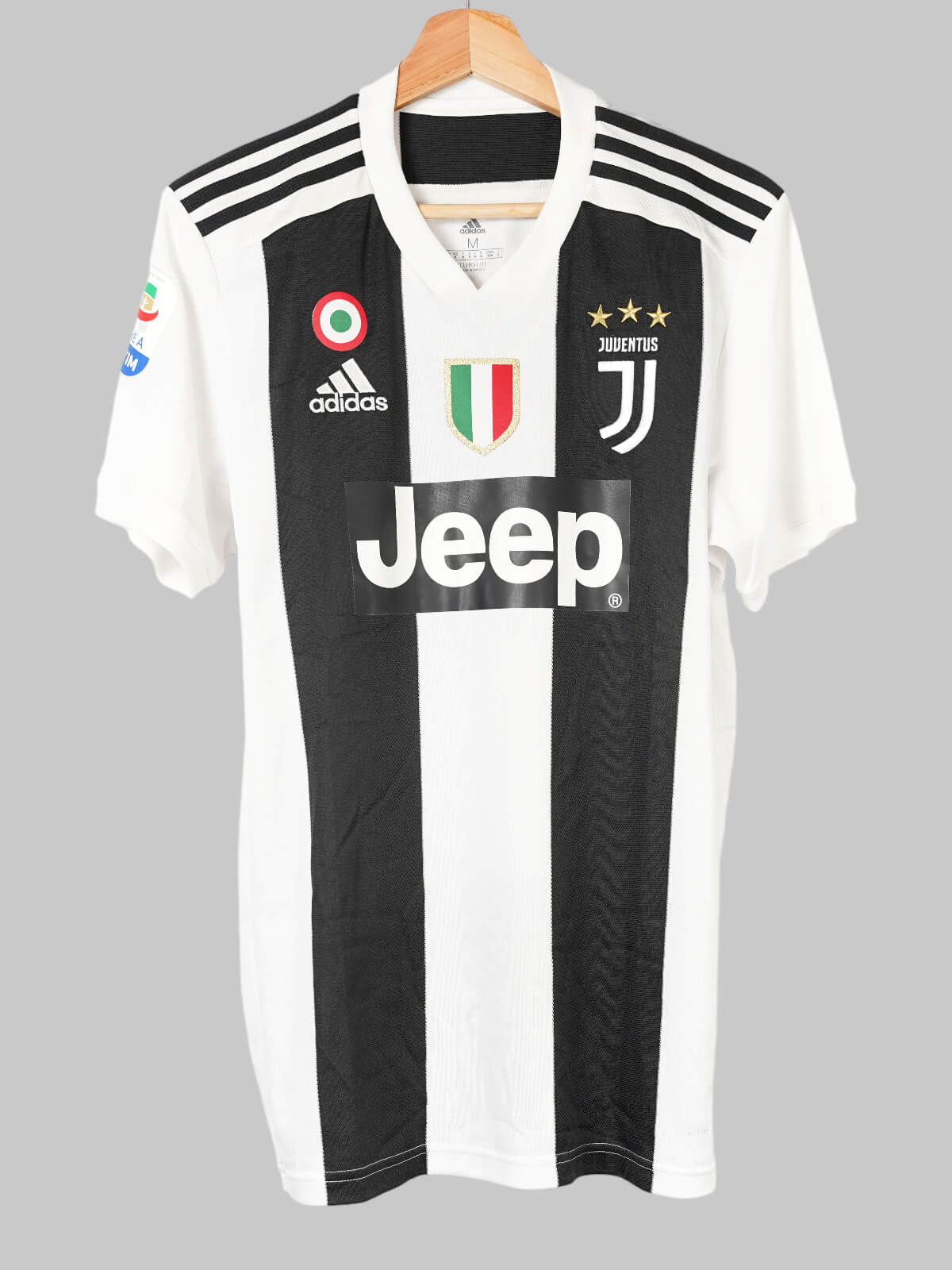 2018/19 Juventus Ronaldo #7 Home Shirt Signed (M) Adidas | First11