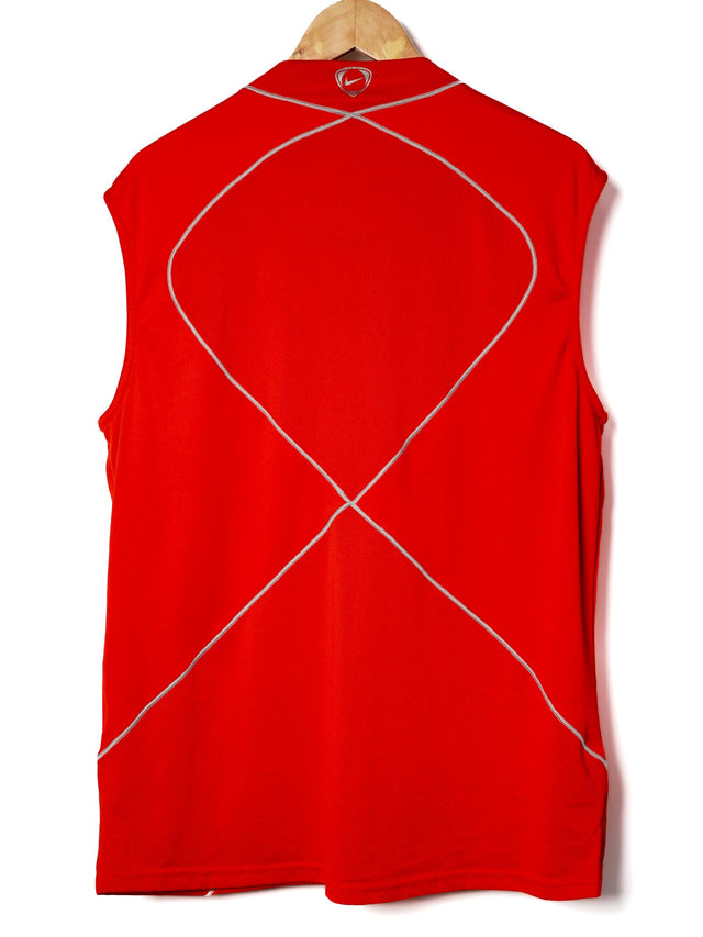 Juventus Sleeveless Player Issue Training Top 2007/8 (XL)