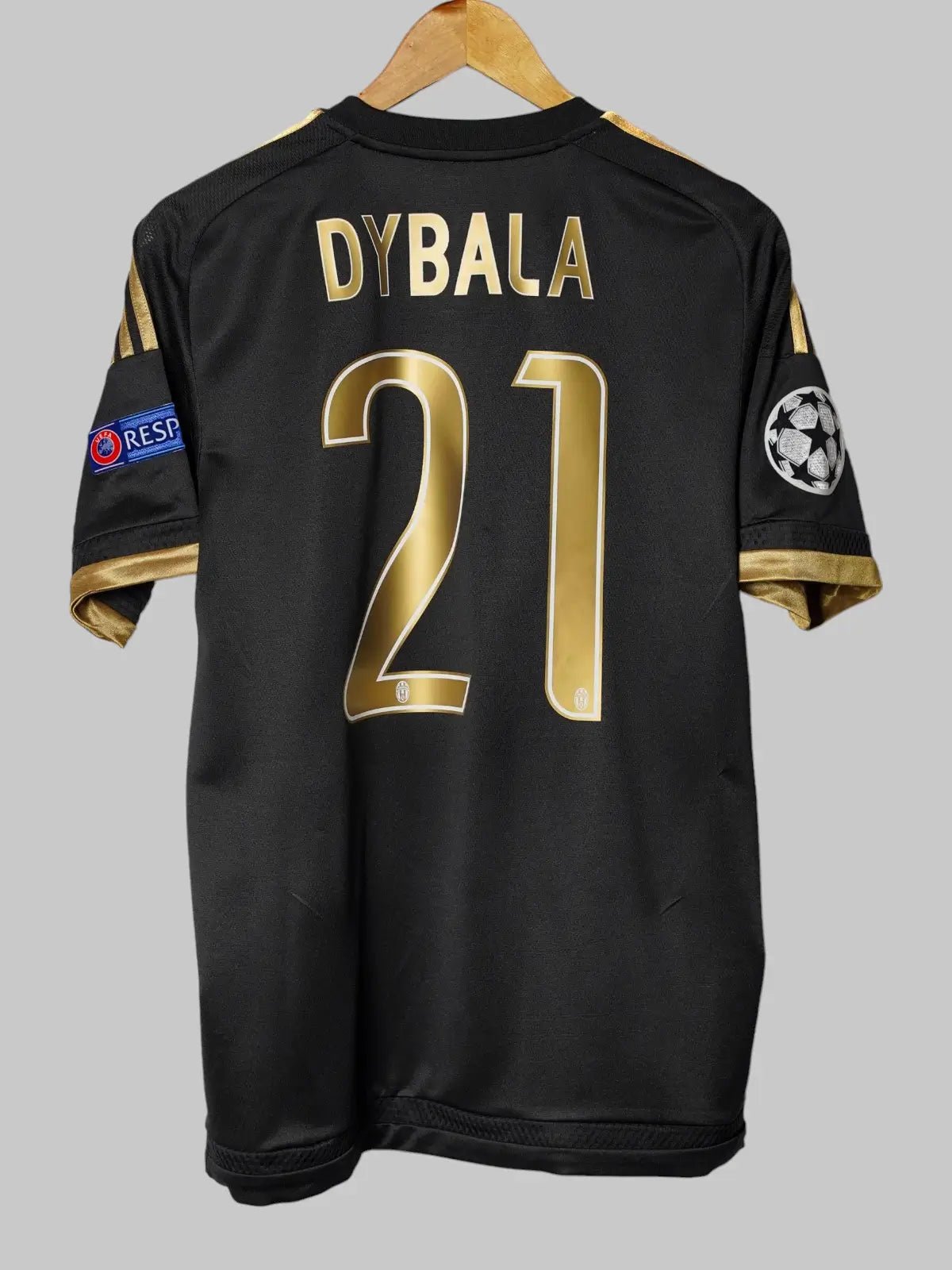 Juventus Third Shirt 2015/16 Dybala 21 (M)