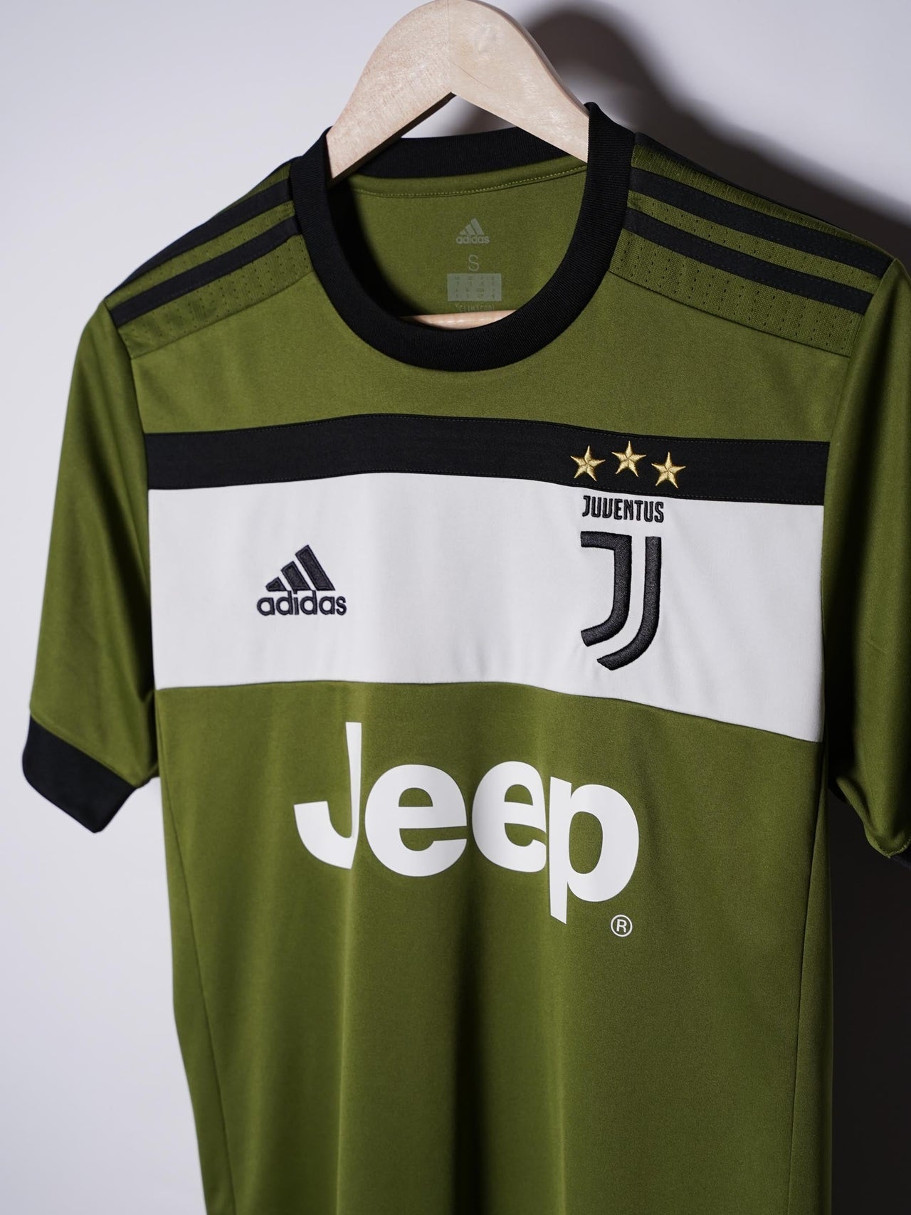 Juventus Third Shirt 2017/18 Dybala 10 (S)