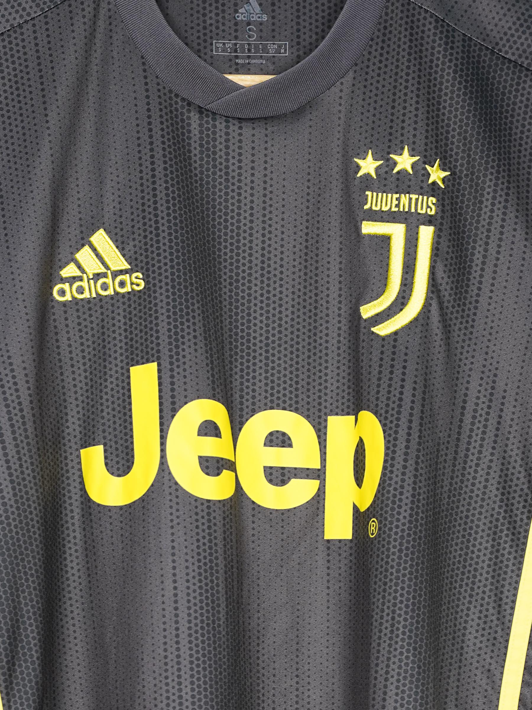 2018/19 Juventus Ronaldo #7 Third Shirt (S) Adidas – First11