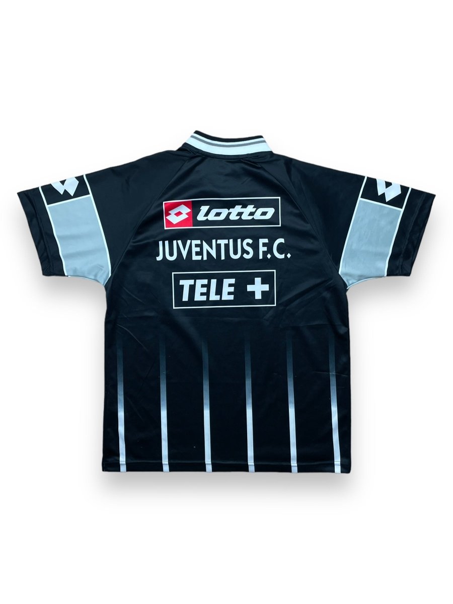 Juventus Training Shirt 2001/2 - 8/10 - S