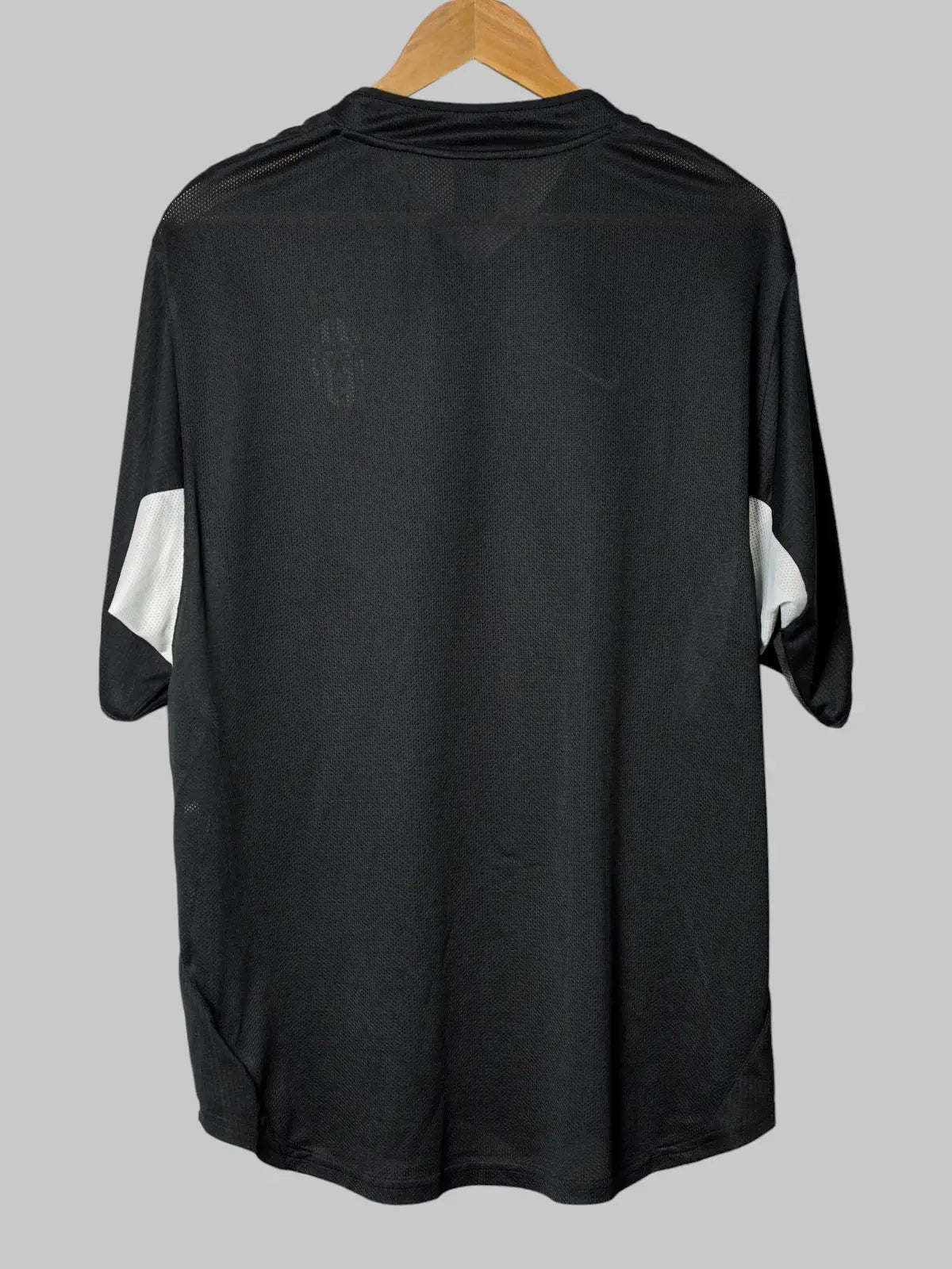 Juventus Trainingstrikot 2003/4 (L)
