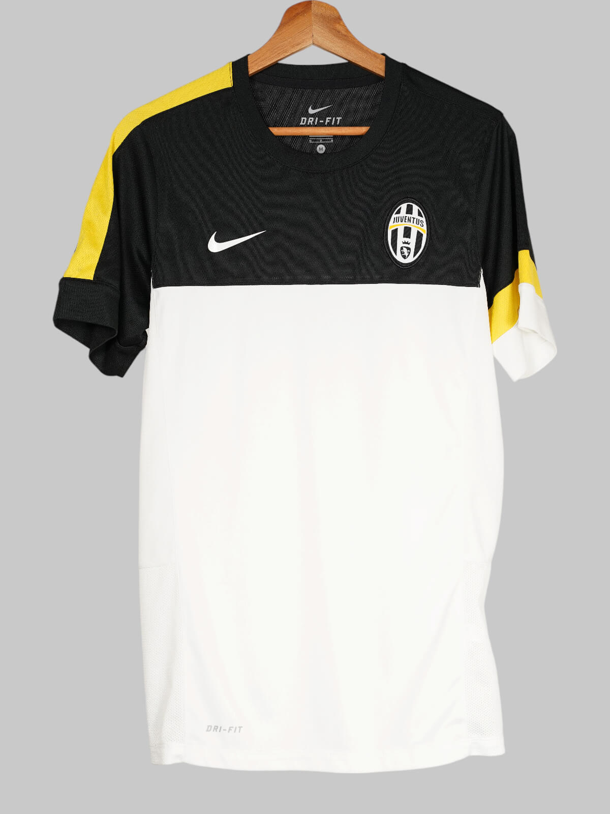 2012/13 Juventus Training Shirt (M) Nike | First11