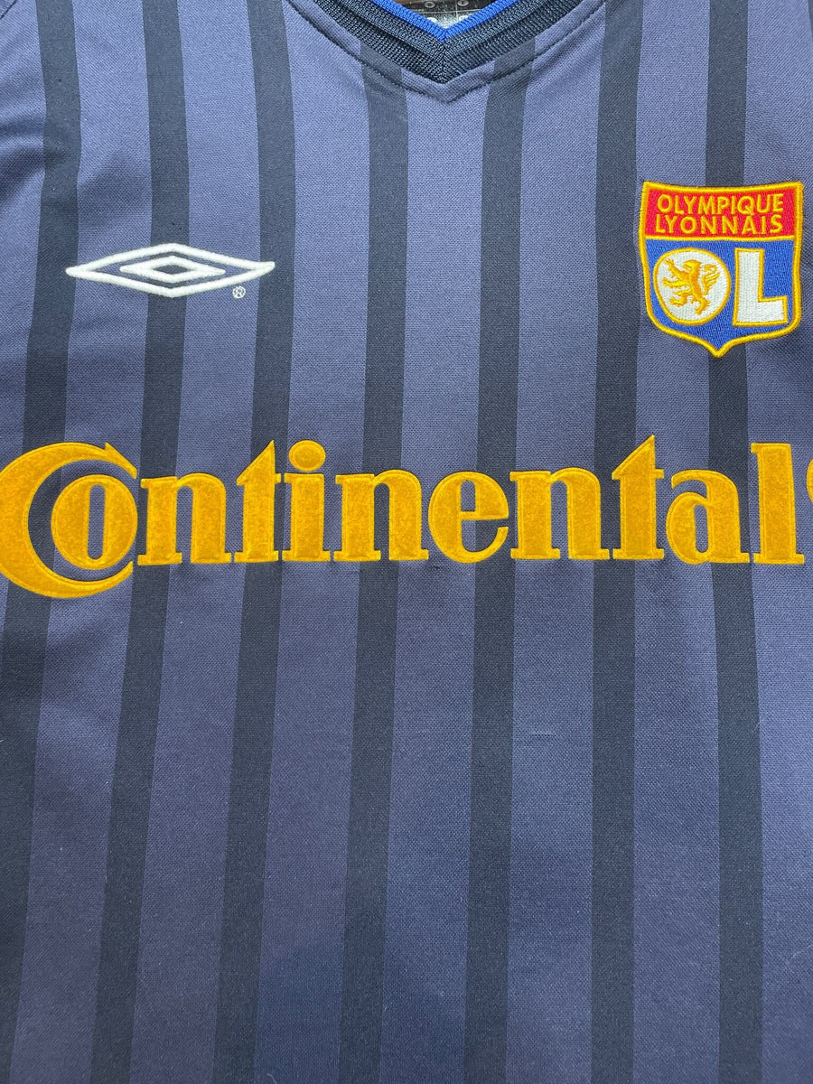 2002/3 Lyon Juninho #8 Away Shirt (L)