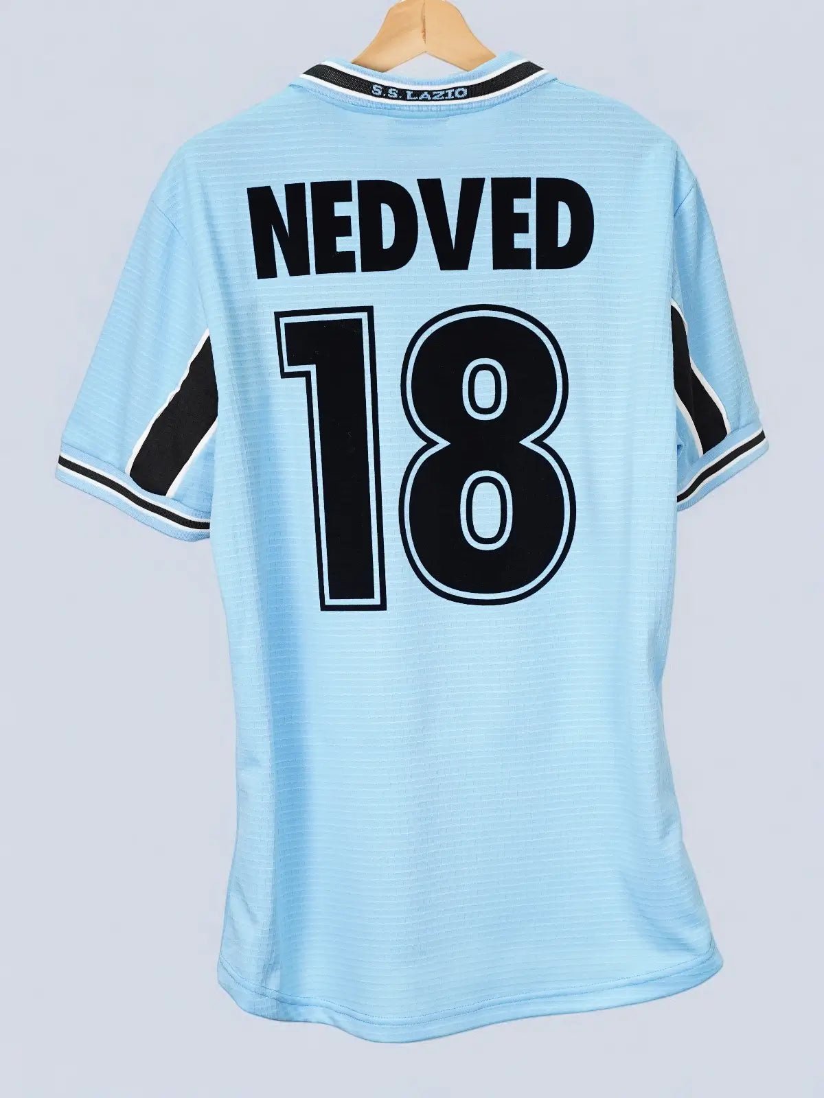 Lazio Home Shirt 1998 - 00 Nedved 18 (L)