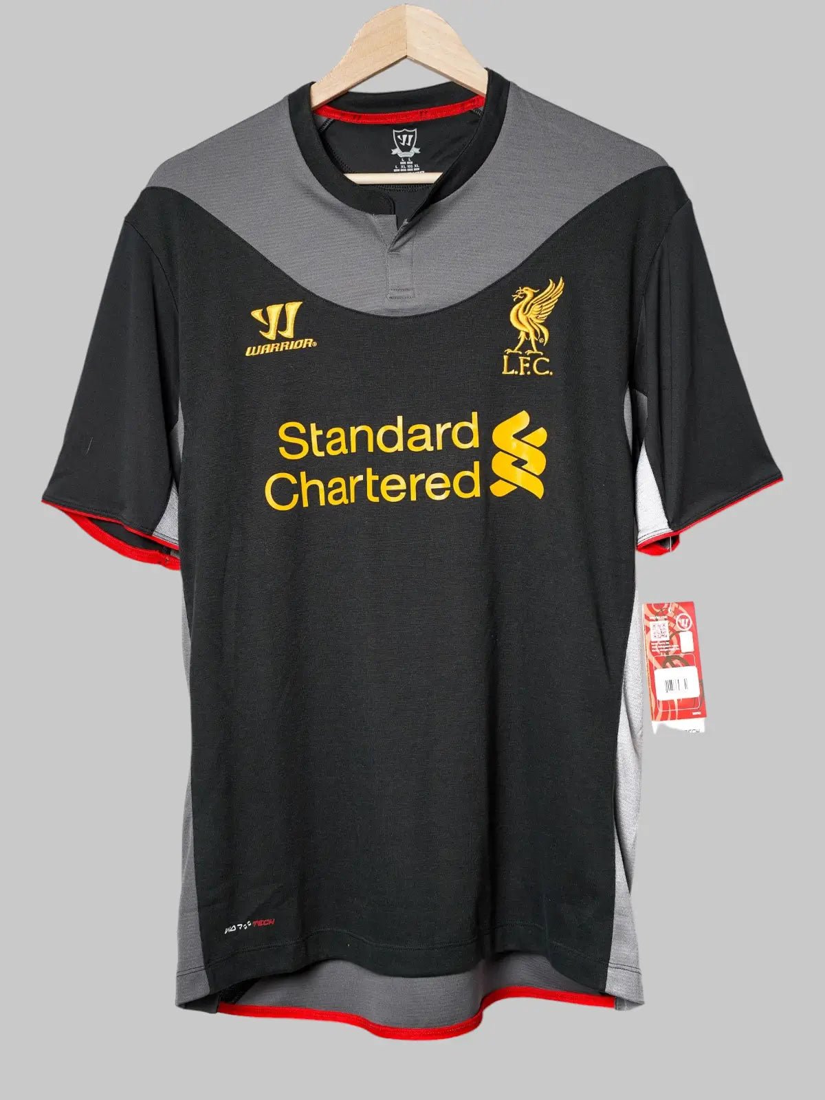 Liverpool Away Shirt 2012/13 Suarez 7 BNWT (L)