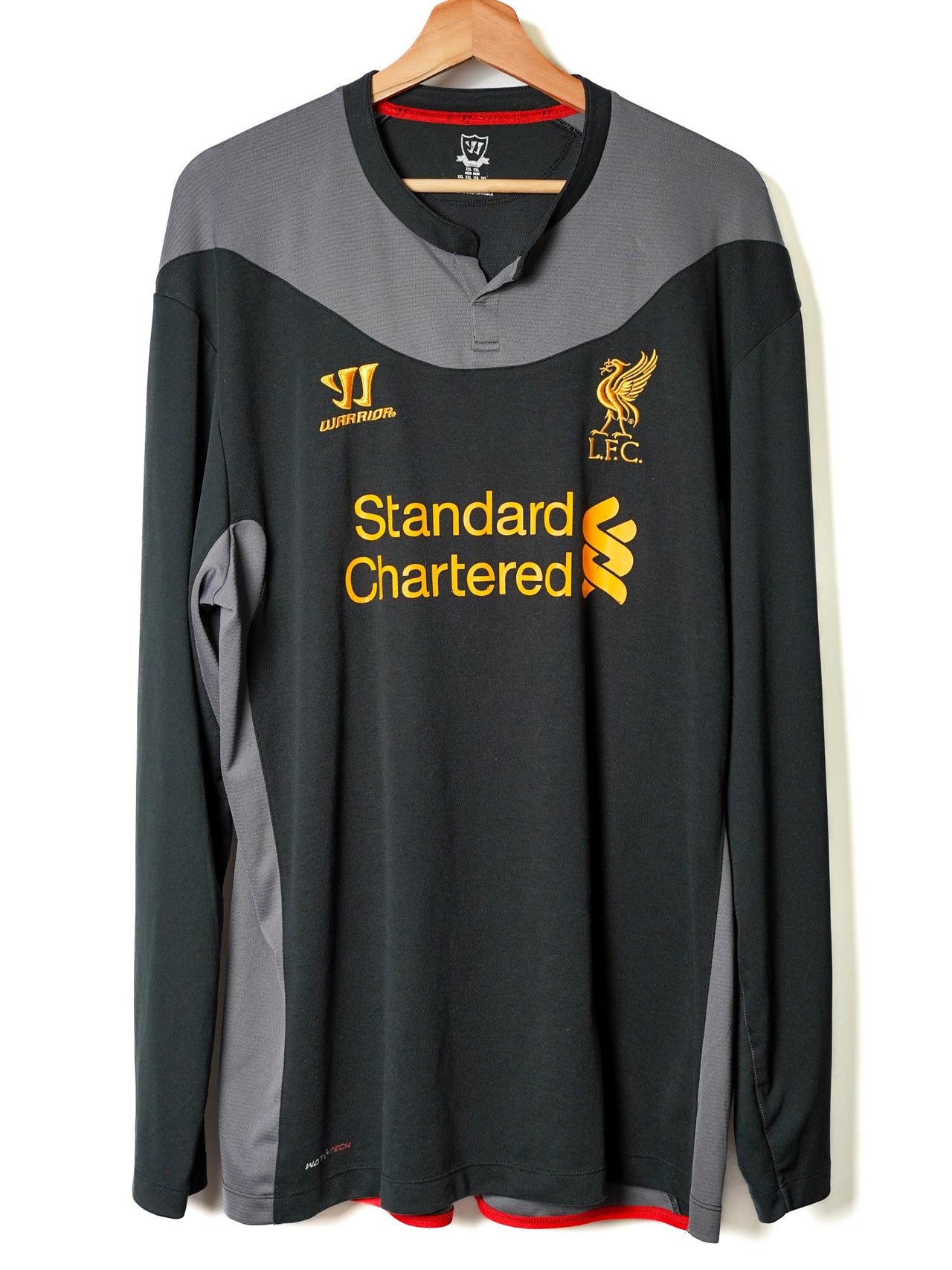Liverpool Away Shirt 2012/13 Suarez 7 L/S (XXL)