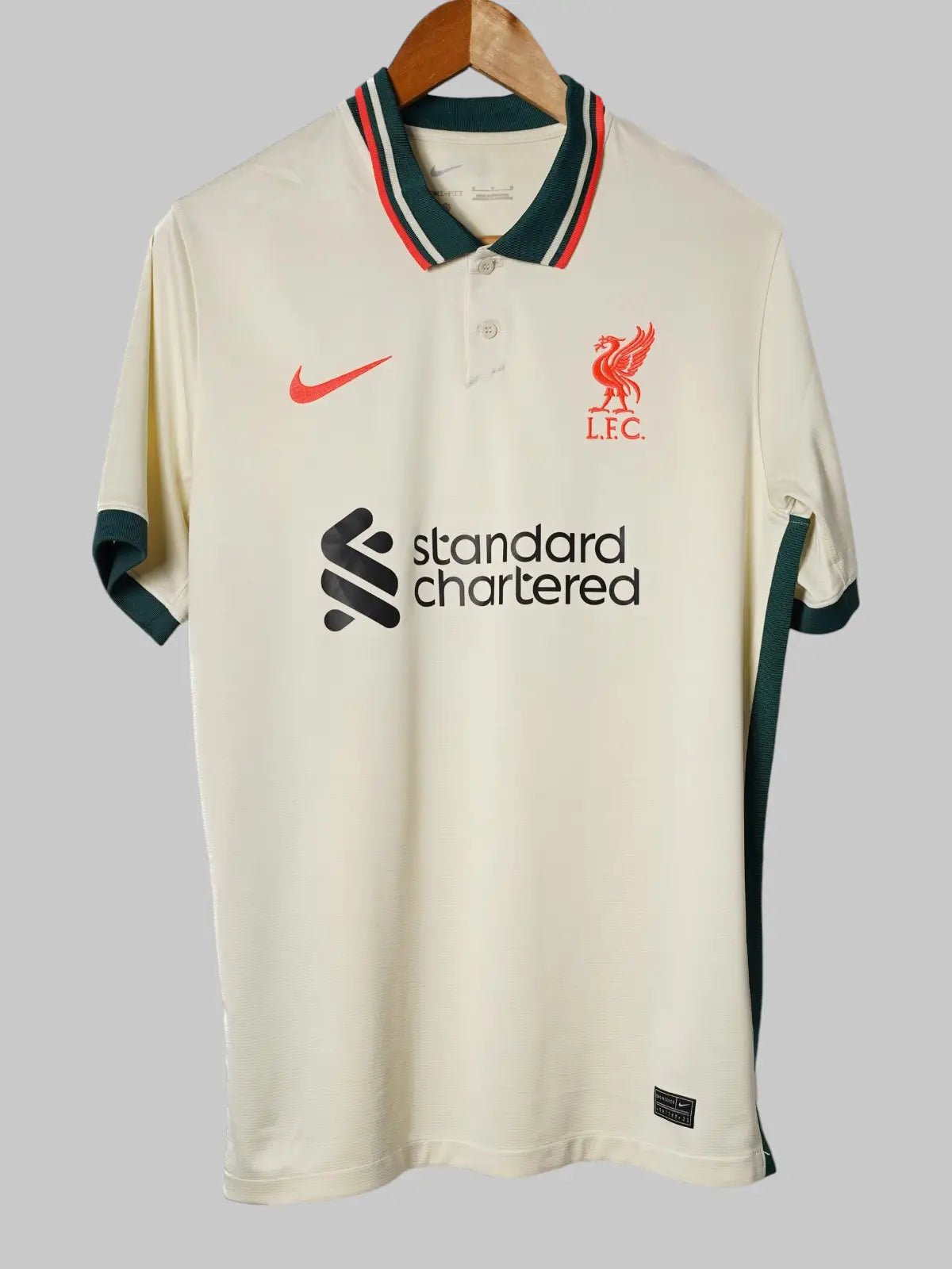 Liverpool Away Shirt 2021/22 Trent Alexander - Arnold (M)
