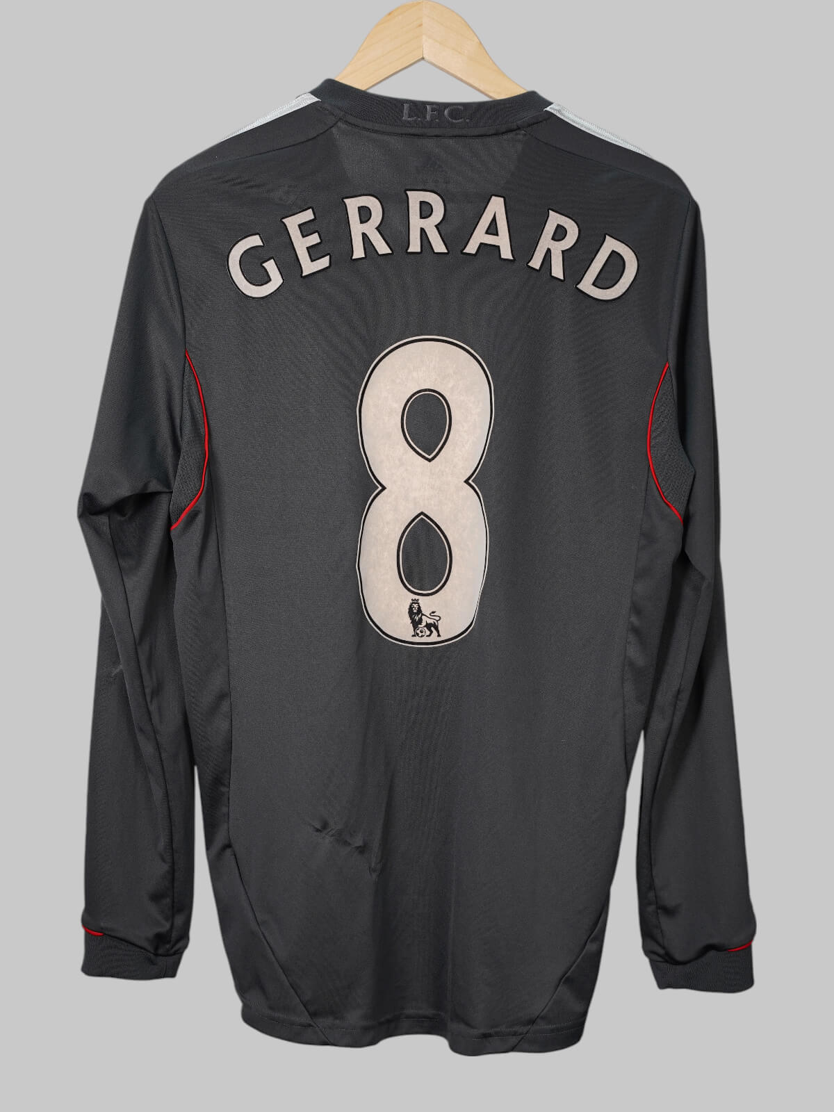 Liverpool Away Shirt L/S 2011/12 Gerrard 8 (M)