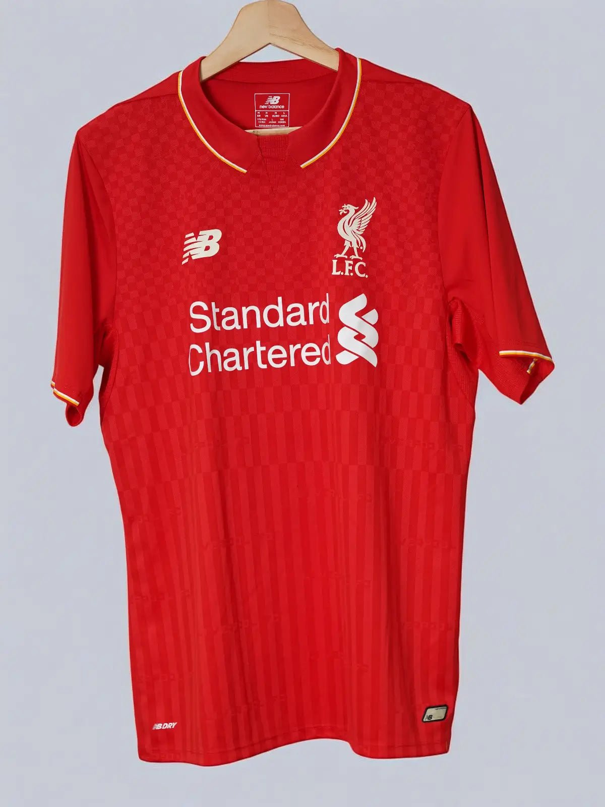 Liverpool Home Shirt 2015/16 Coutinho 10 (M)