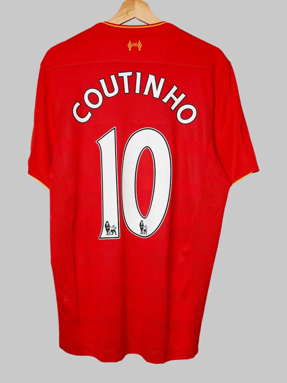 Liverpool Home Shirt 2016/17 Coutinho 10 (L)