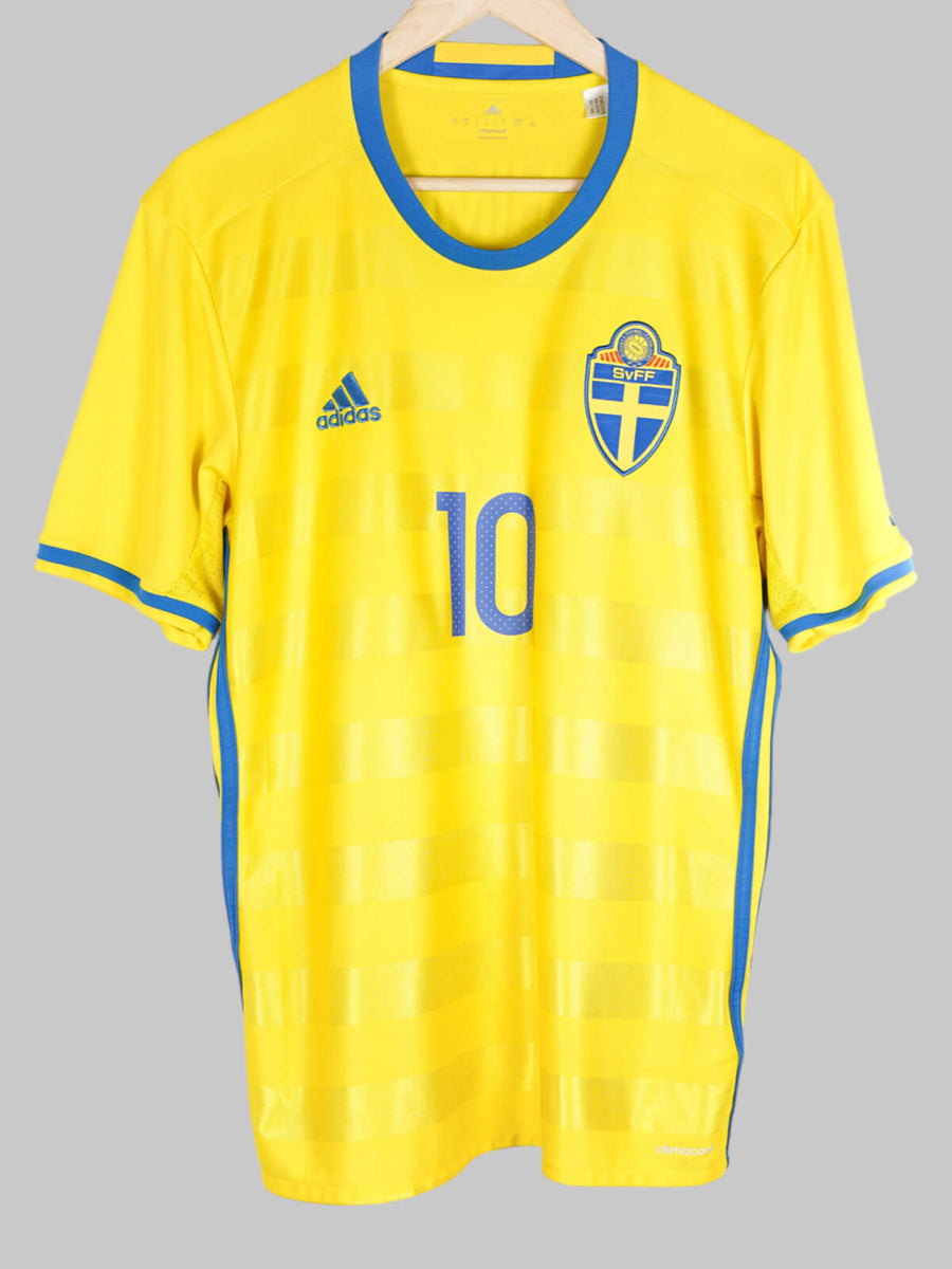 2016/17 Sweden Ibrahimovic #10 Home Shirt (L)