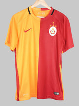 2015/16 Galatasaray Sneijder #10 Home Shirt (S)