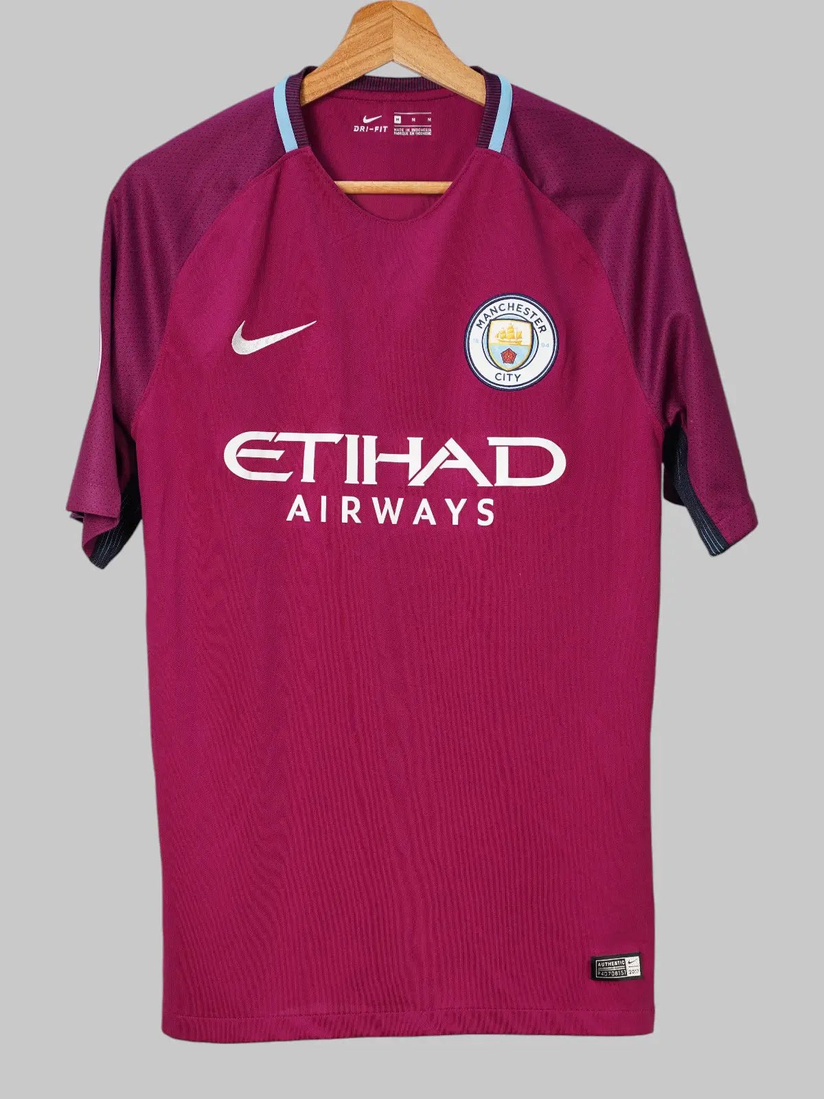 Manchester City Away Shirt 2017/18 Sterling 7 (M)