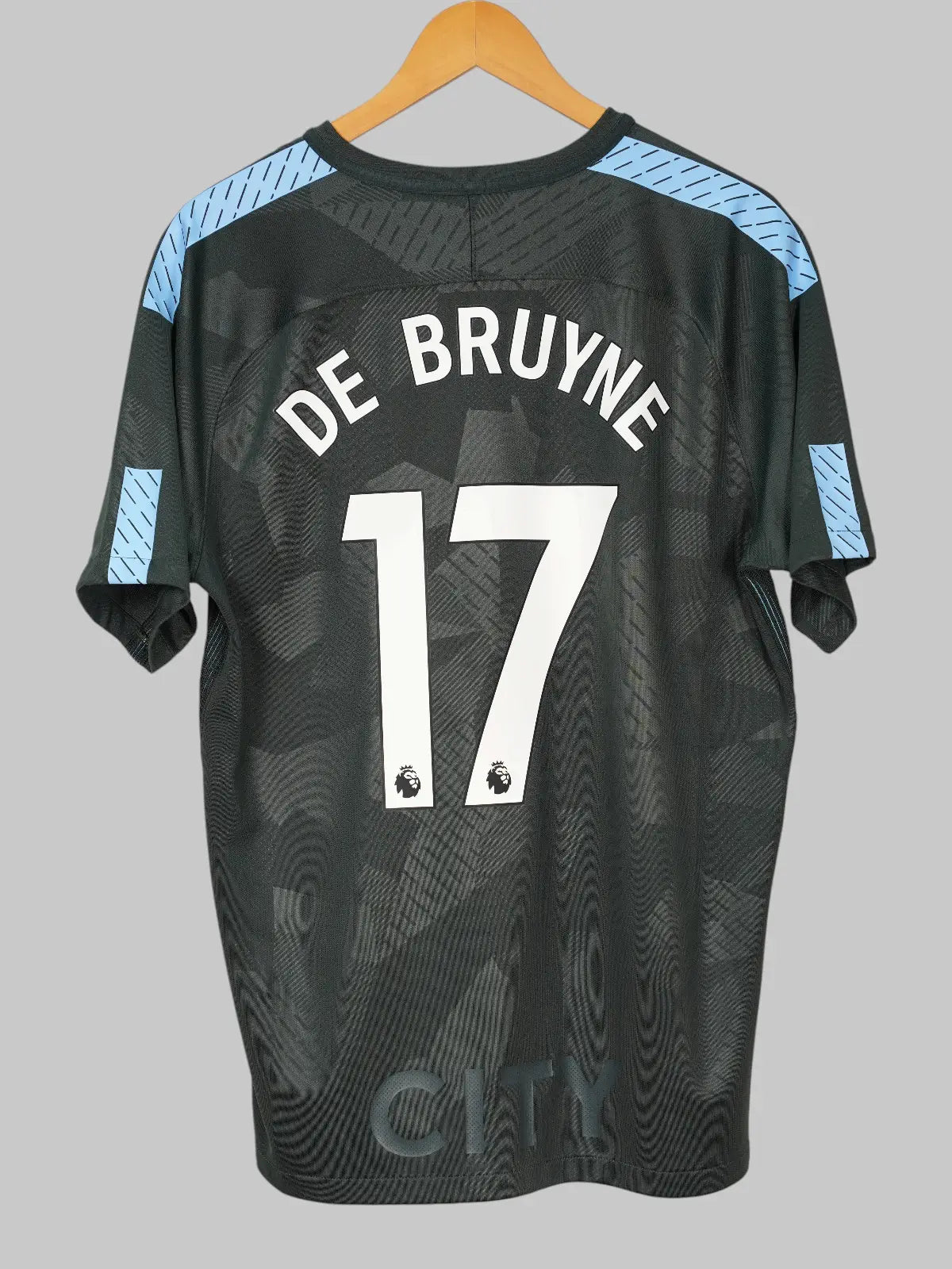 Manchester City Third Shirt 2017/18 De Bruyne 17 (L)