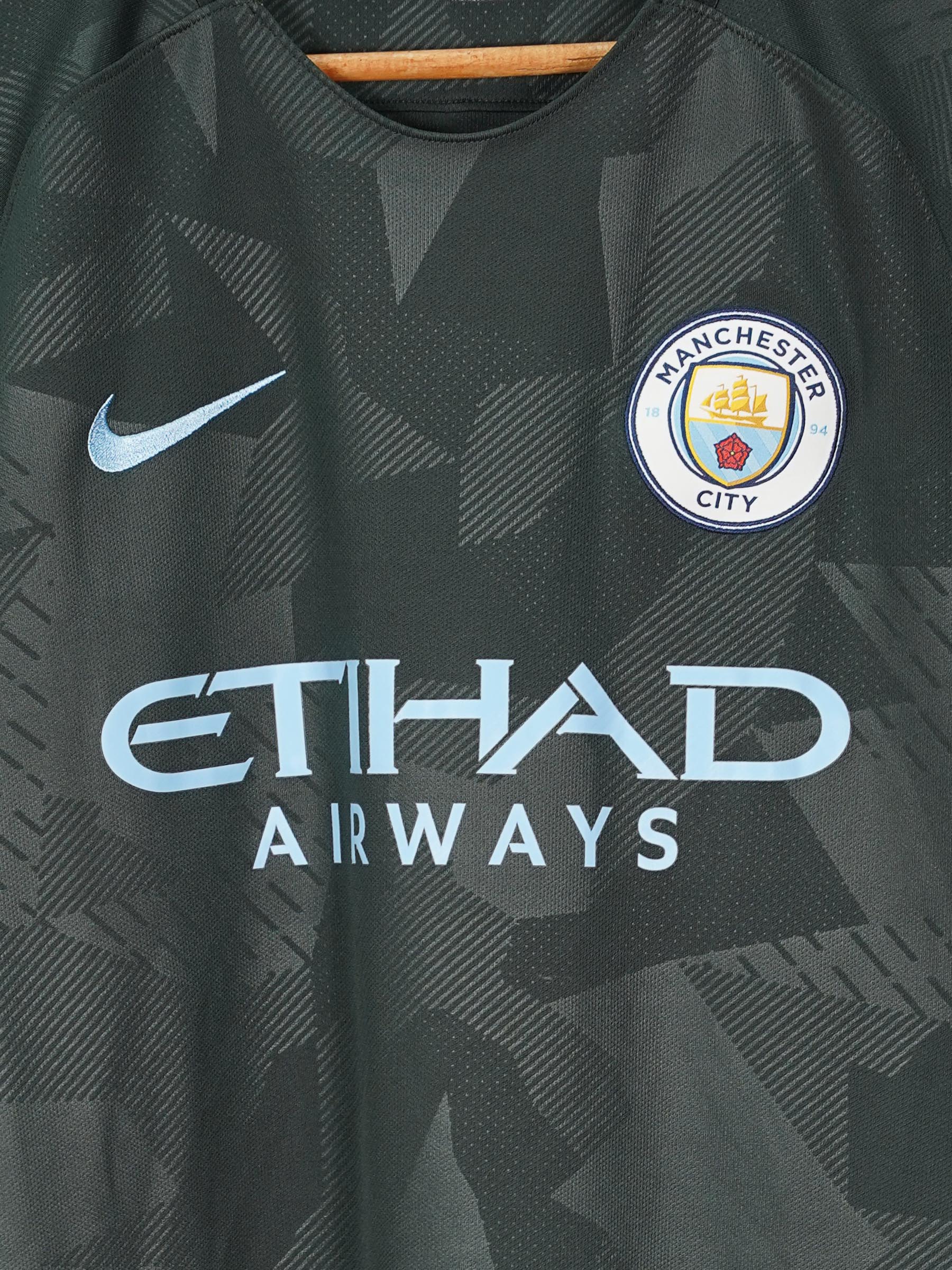 Manchester City Third Shirt 2017/18 Kun Aguero 10 (M)