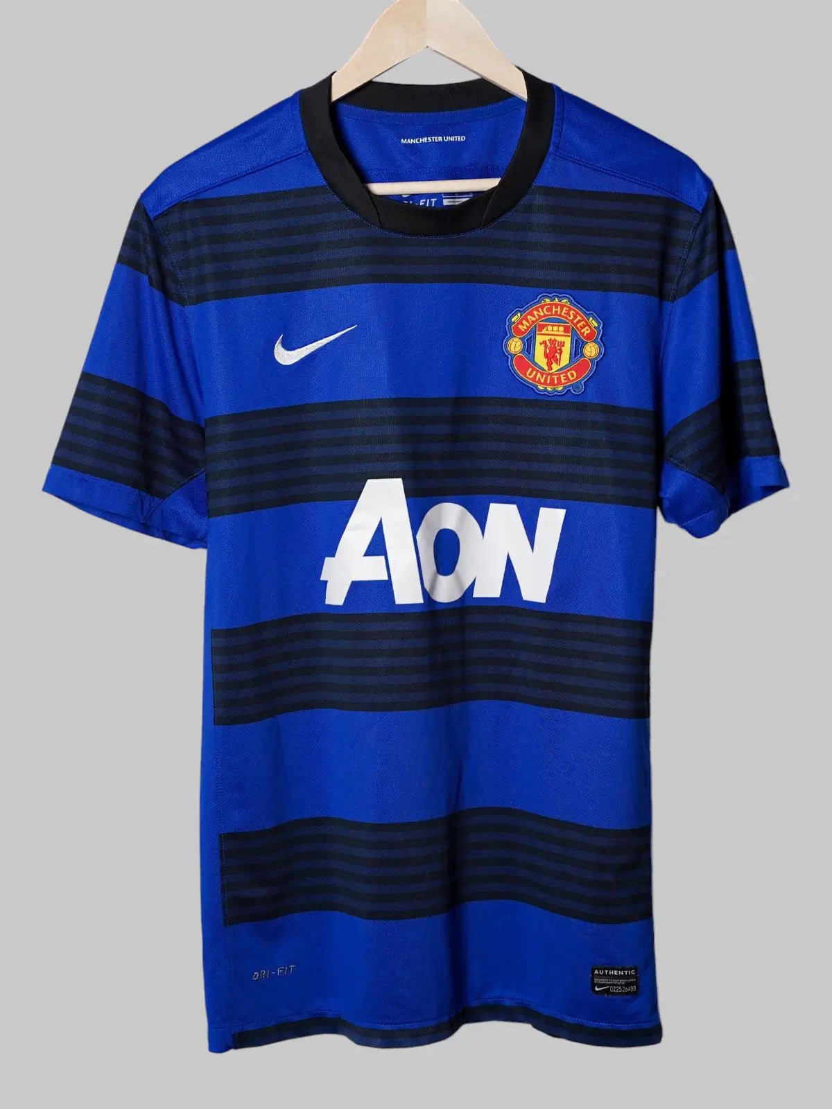 Manchester United Away Shirt 2011/12 (L)