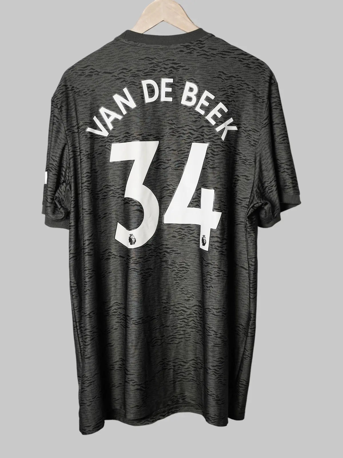 Manchester United Away Shirt 2020/21 Van de Beek 34 (XXL)