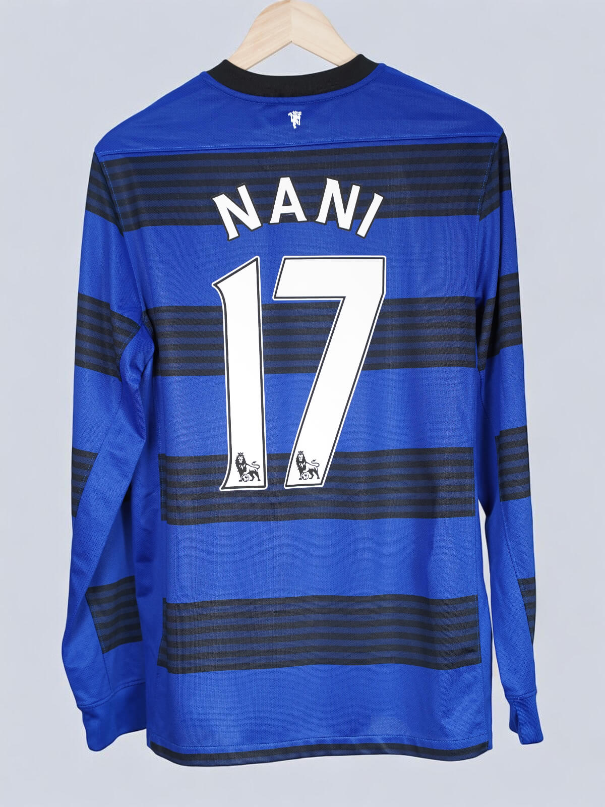 Manchester United Away Shirt L/S 2011/12 Nani 17 (M)