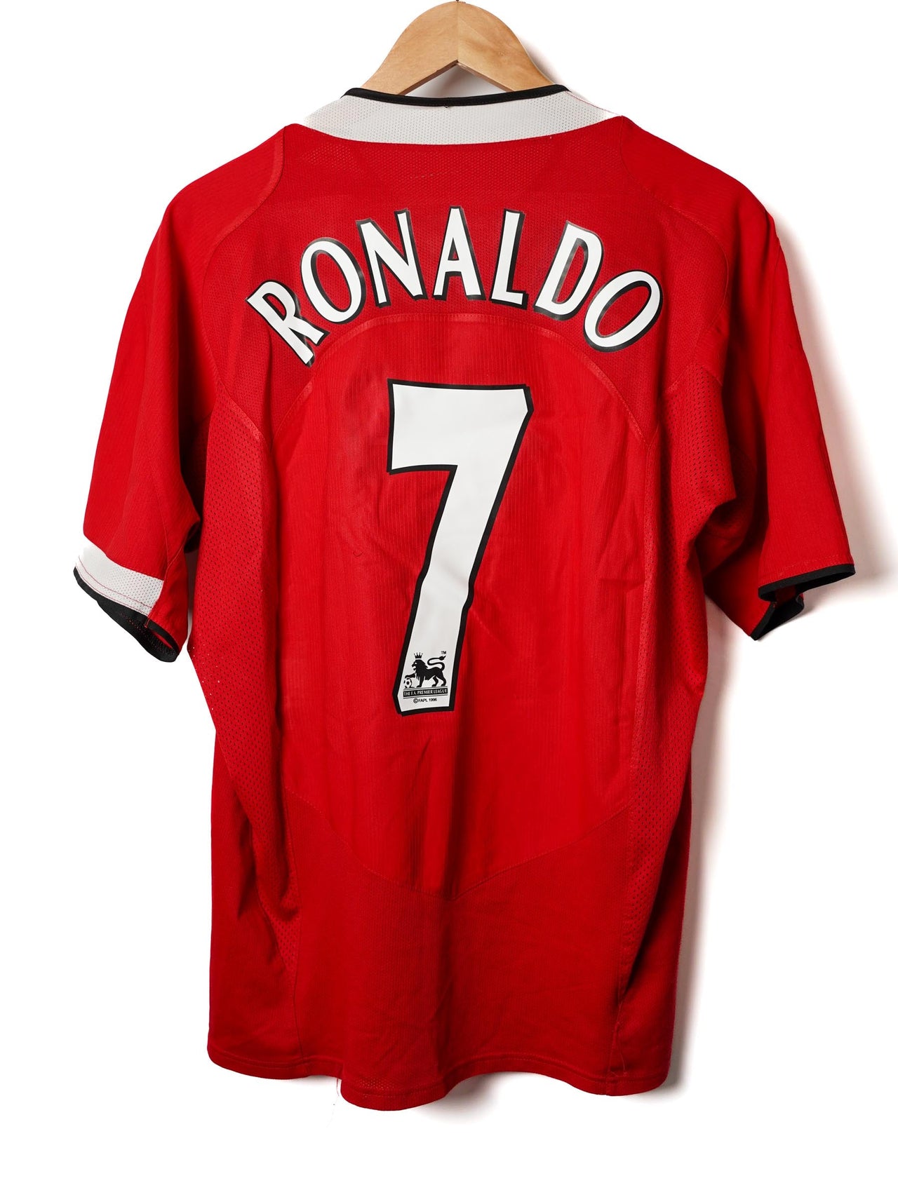 Manchester United Home Shirt 2004/6 Ronaldo 7 (M)