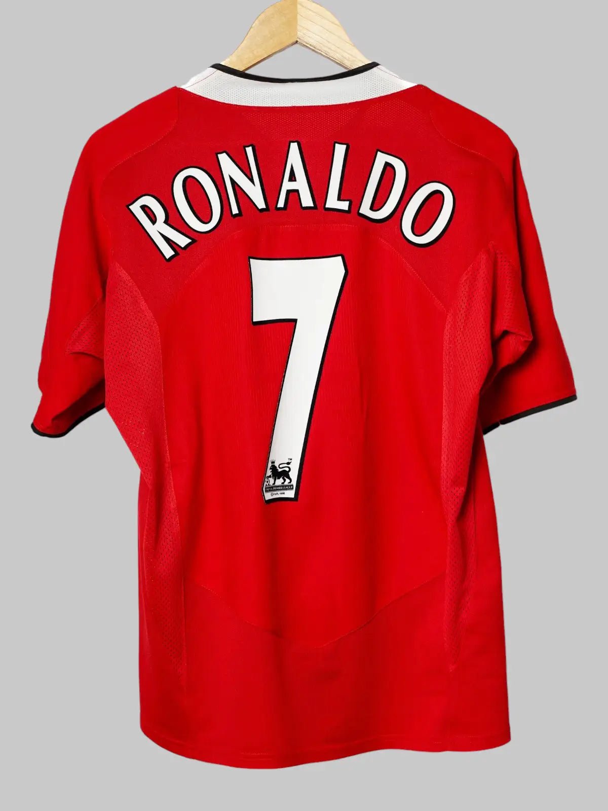 Manchester United Home Shirt 2004/6 Ronaldo 7 (M)