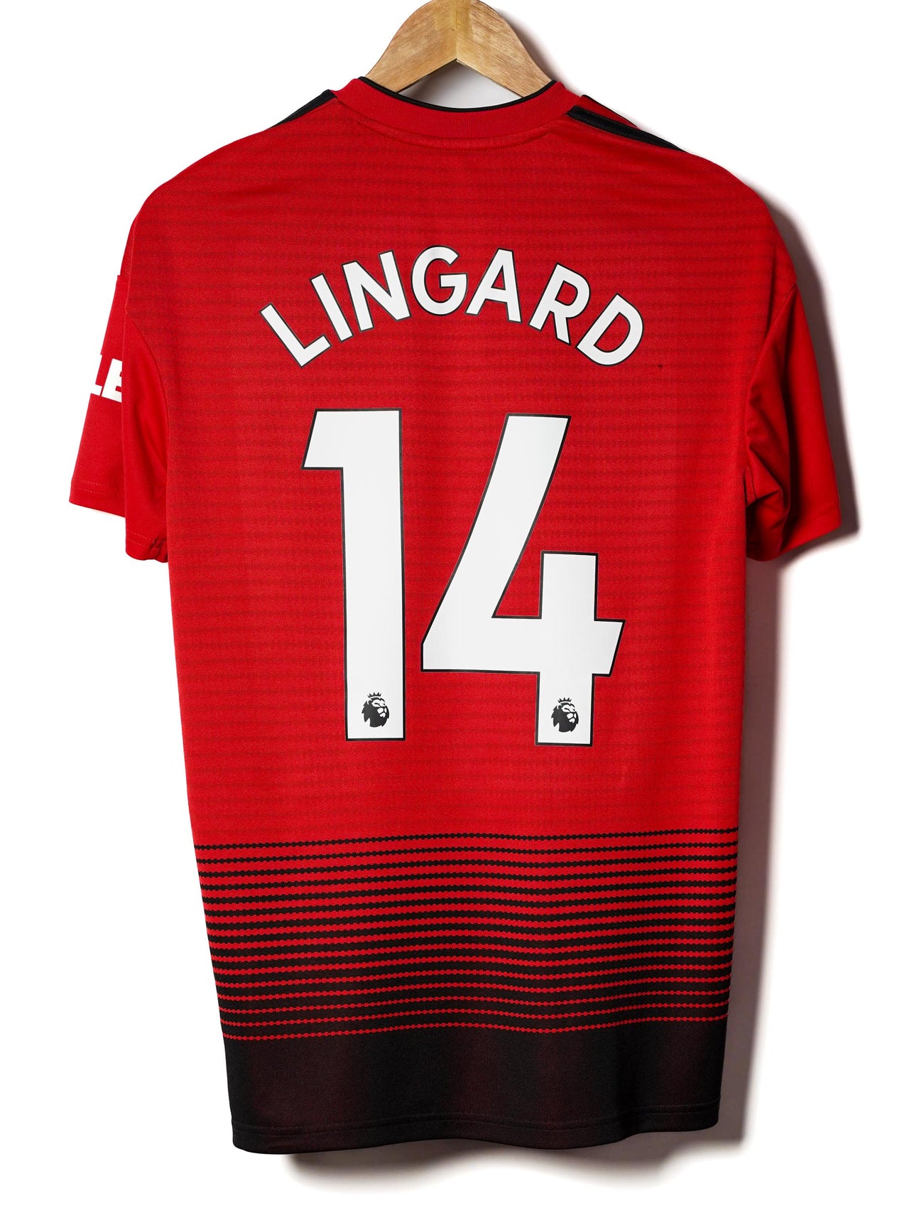Manchester United Home Shirt 2018/19 Lingard 14 (S)