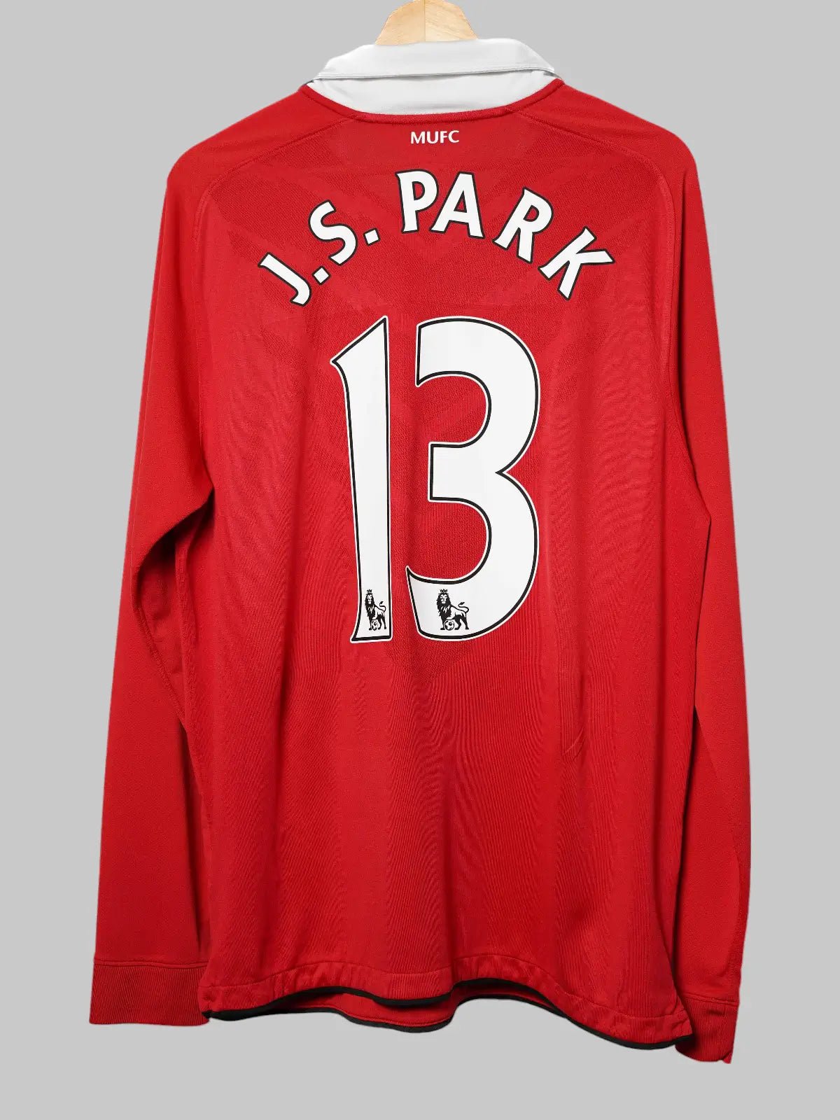 Manchester United Home Shirt L/S 2010/11 J.S. Park (L)