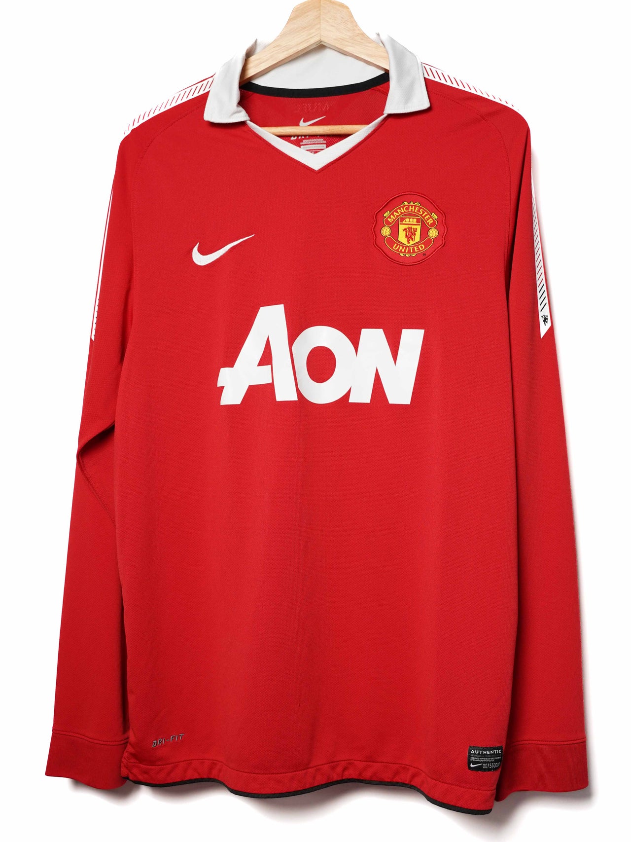 Manchester United Home Shirt L/S 2010/11 J.S. Park (L)