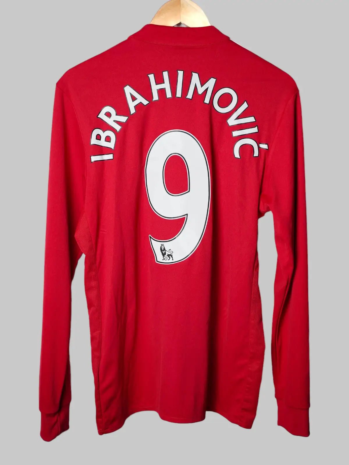 Manchester United Home Shirt L/S 2017/18 Ibrahimovic 9 (M)