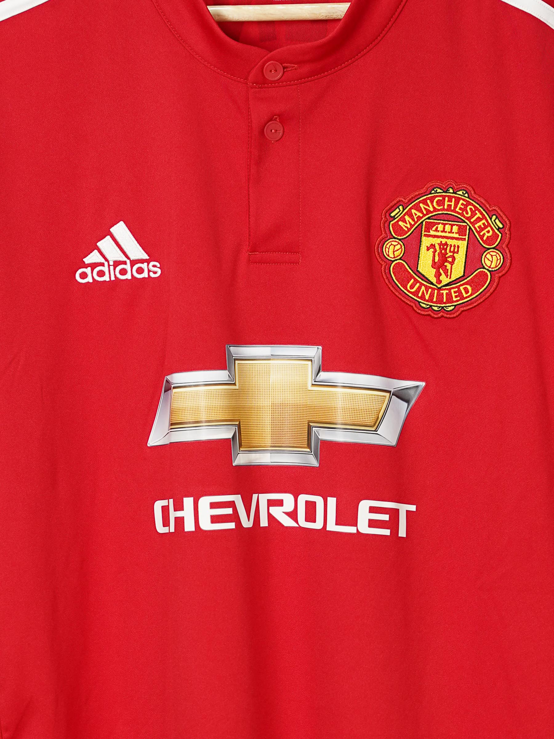 2017/18 Manchester United Valencia #25 Home Shirt (XL) Adidas
