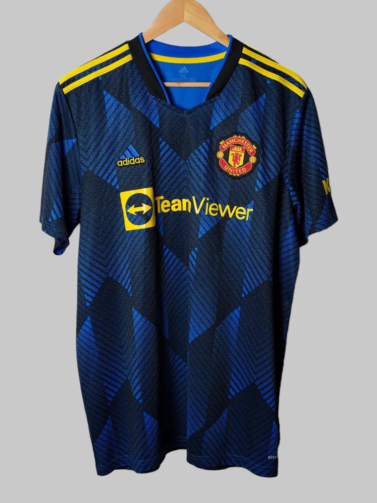 Manchester United Third Shirt 2021/22 (XL)