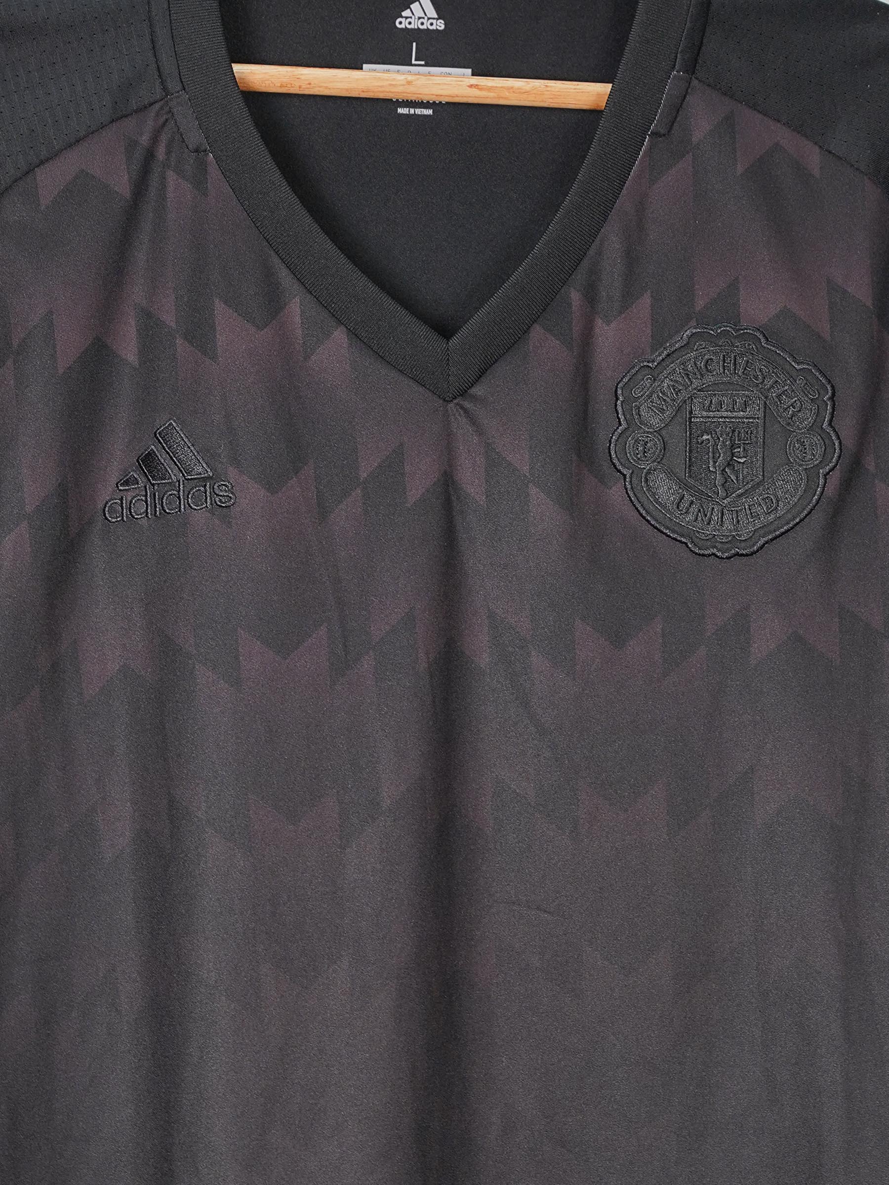 Manchester United Training Shirt 2017/18 (L)