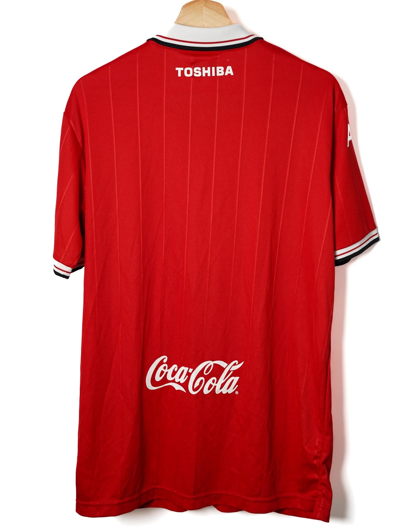 Muangthong United Home Shirt 2017/18 (XL)