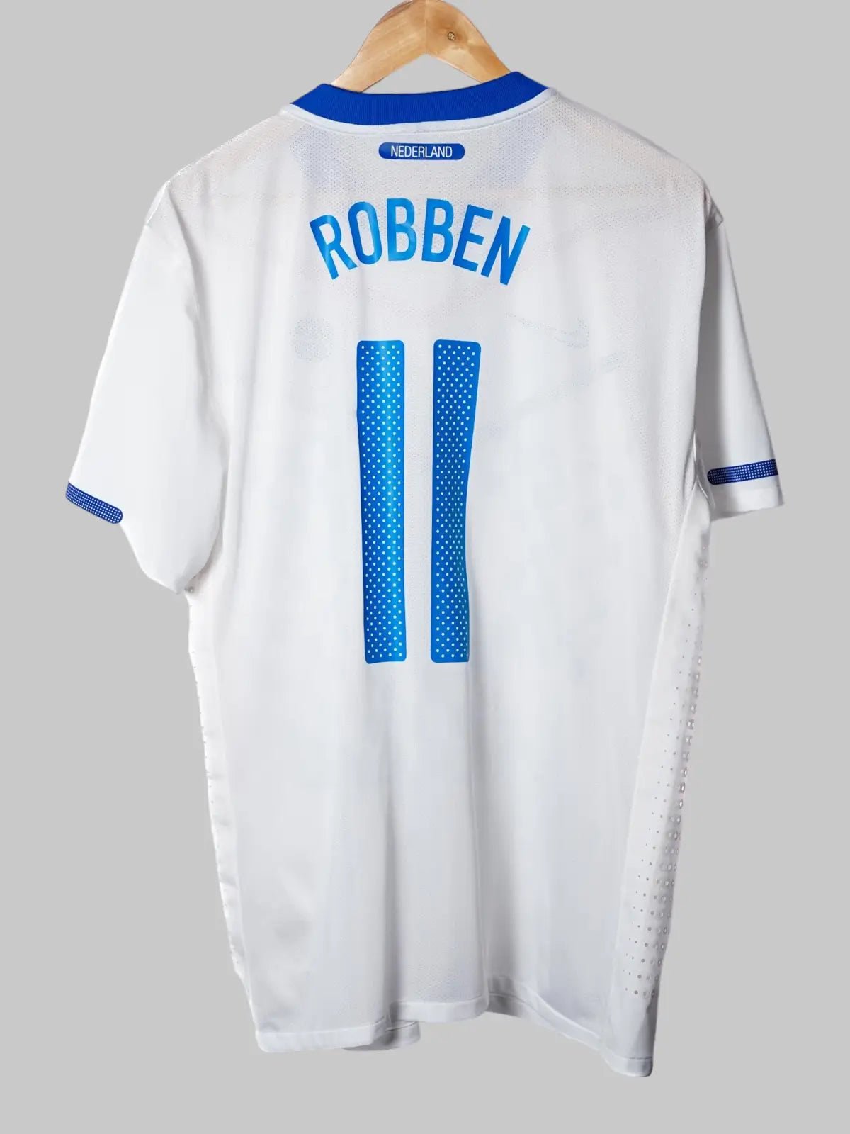 Netherlands Away Shirt 2010/11 Robben 11 Stock Pro (L)