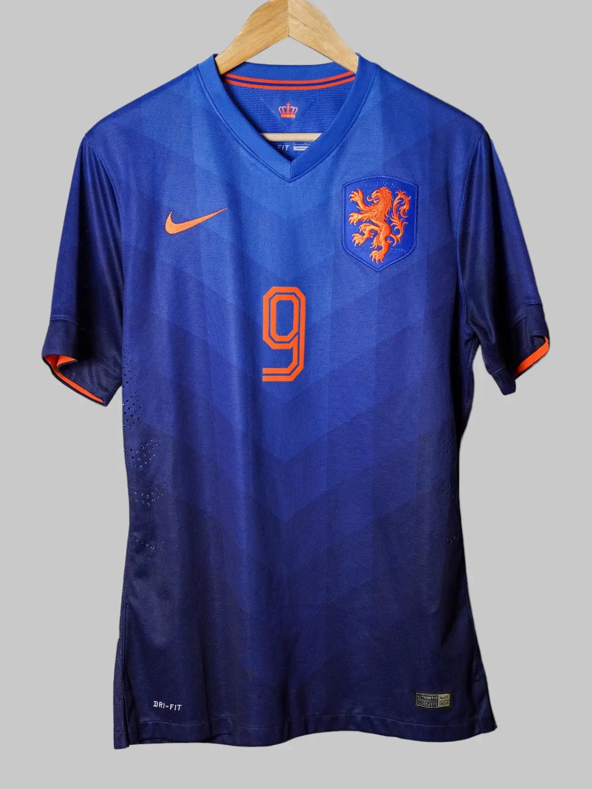 Netherlands Away Shirt Vaporknit 2014/15 Van Persie 9 (L)